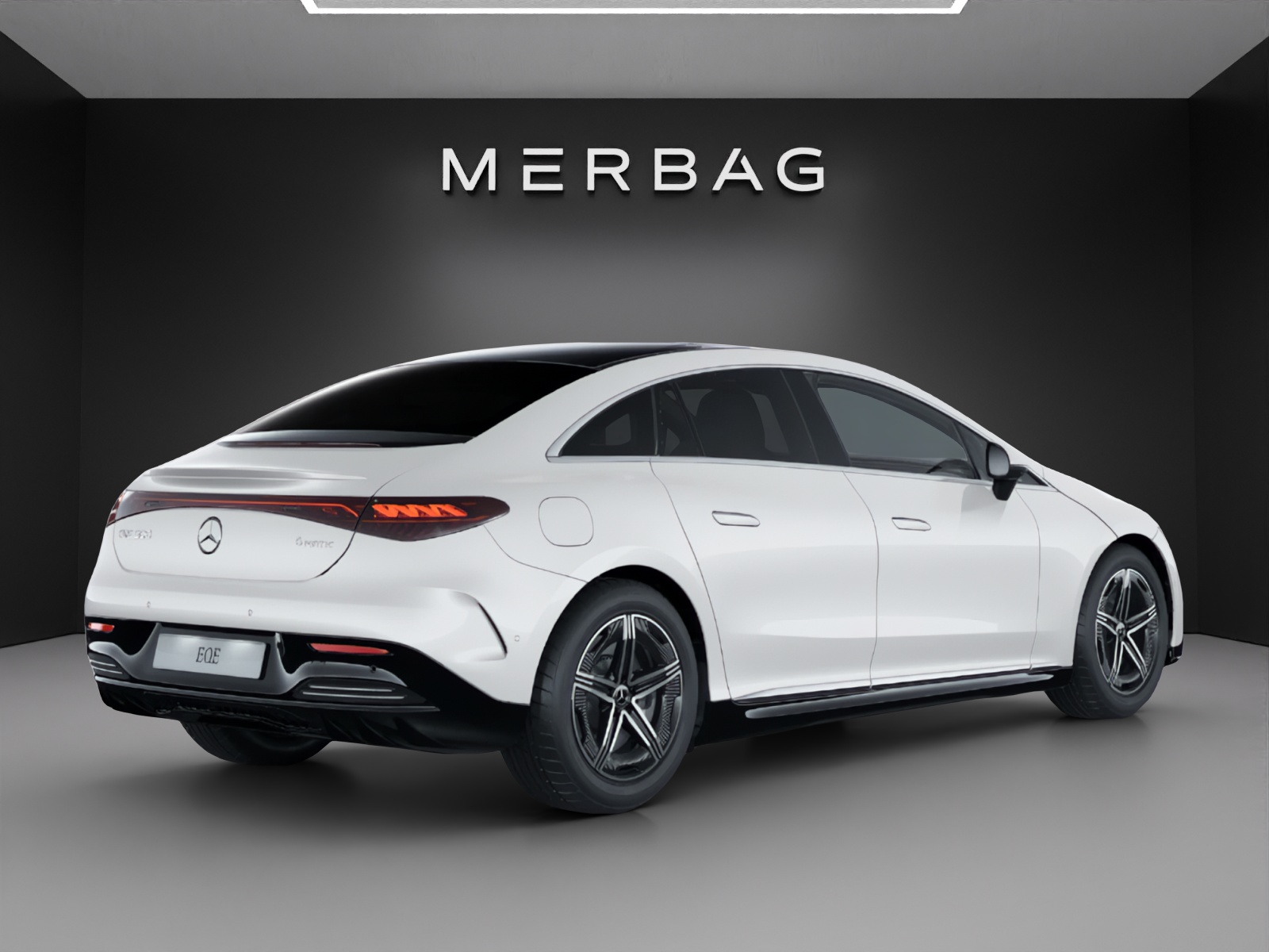 MERCEDES-BENZ EQE 500 4 Matic-image-5
