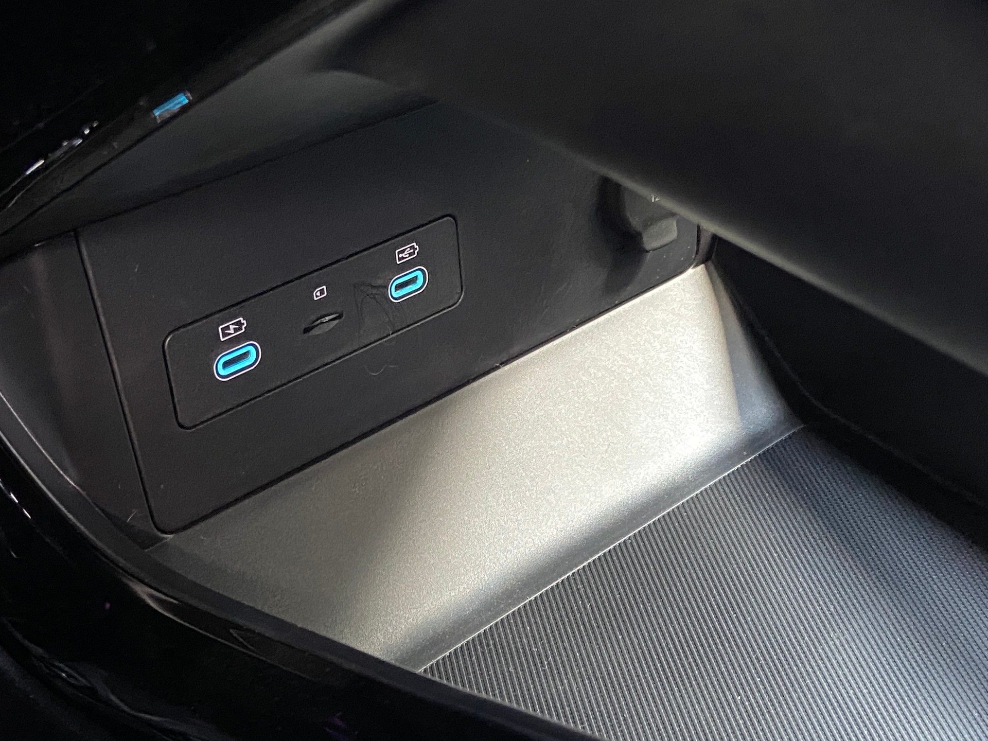 BYD Seal U DM-i Comfort-image-21