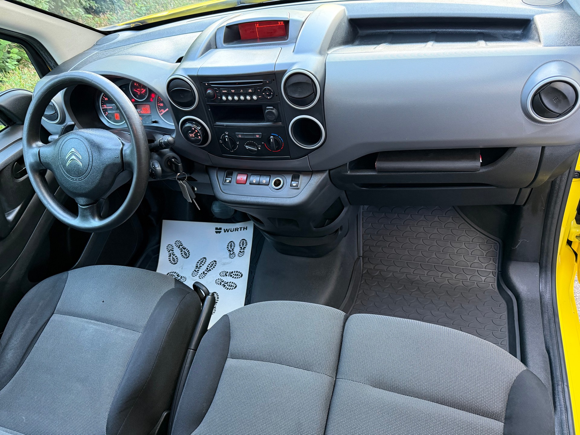 CITROEN Berlingo 1.6 BlueHDi 100 S&S Business ETG6-image-9
