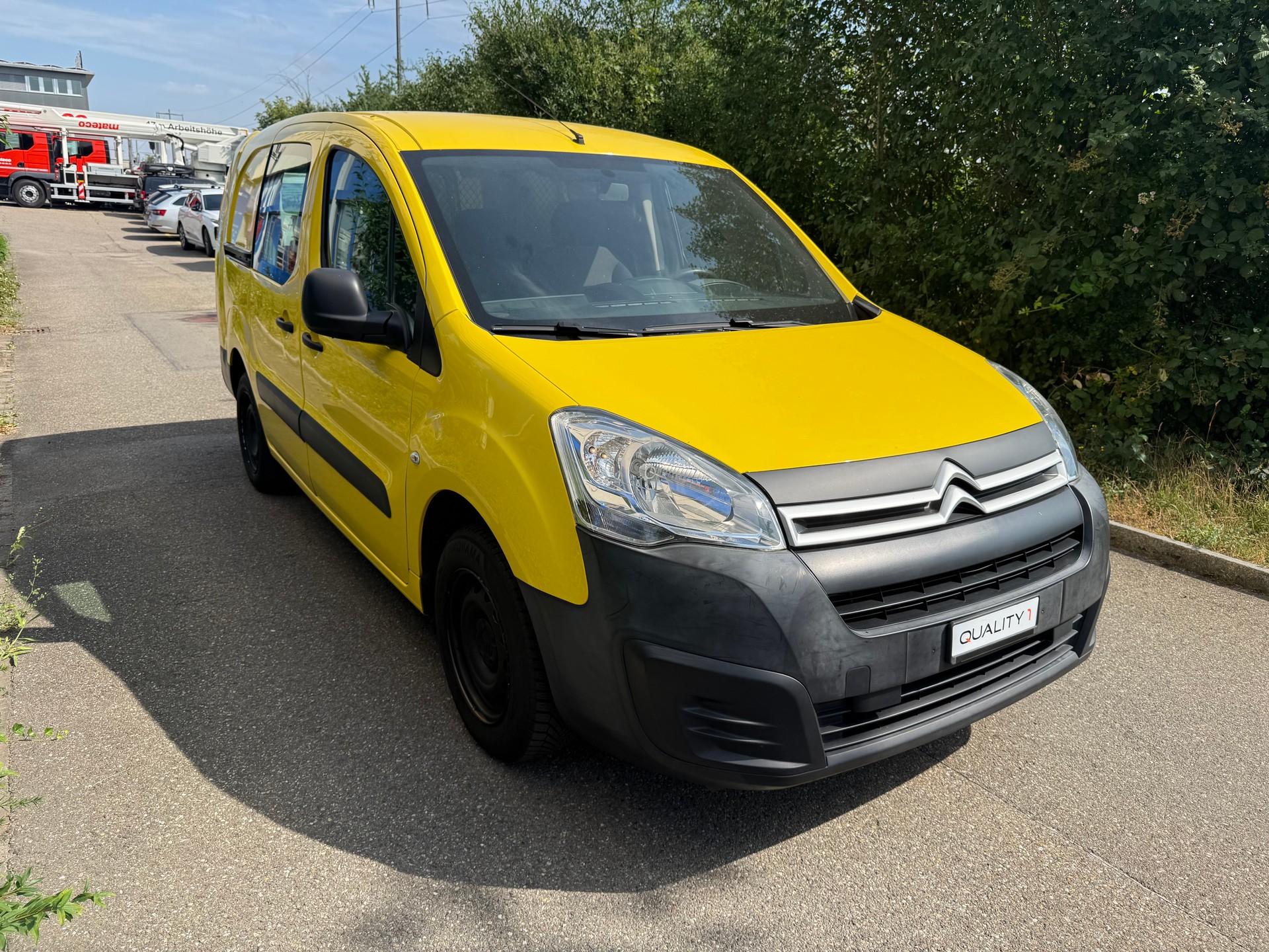 CITROEN Berlingo 1.6 BlueHDi 100 S&S Business ETG6-image-2