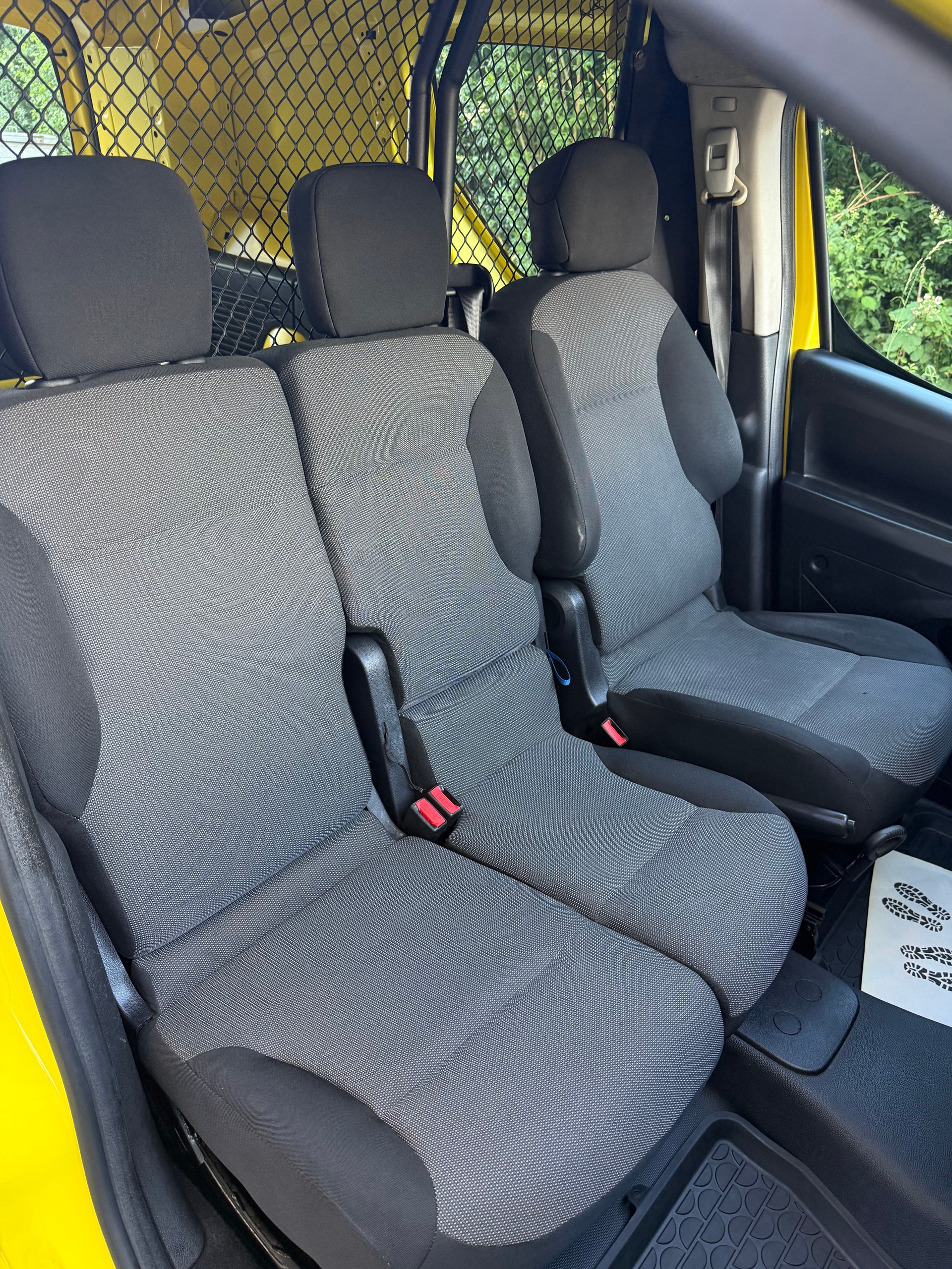 CITROEN Berlingo 1.6 BlueHDi 100 S&S Business ETG6-image-11