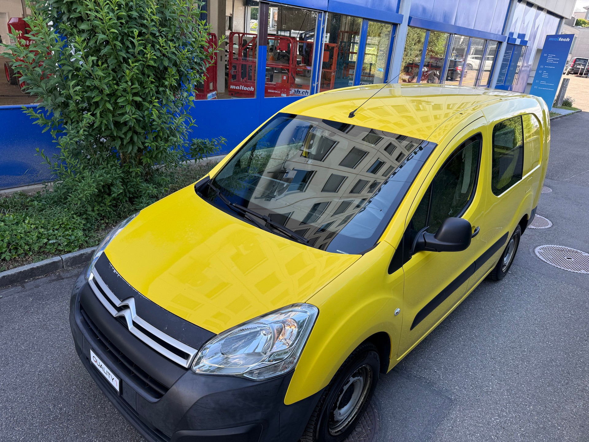 CITROEN Berlingo 1.6 BlueHDi 100 S&S Business ETG6-image-12
