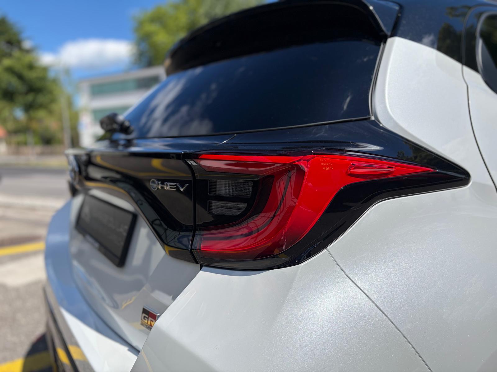 TOYOTA Yaris 1.5 GR Sport e-CVT-image-4
