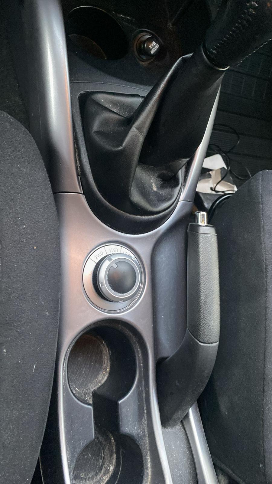 MITSUBISHI Outlander 2.4 Invite 4WD-image-11