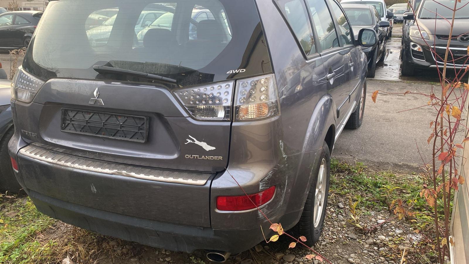 MITSUBISHI Outlander 2.4 Invite 4WD-image-8