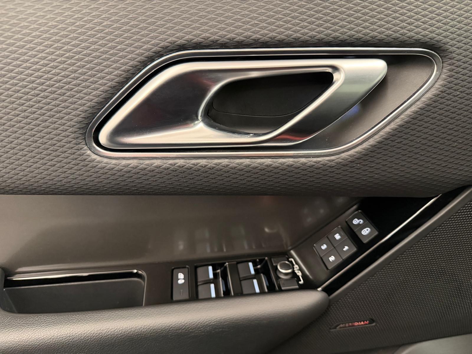 LAND ROVER Range Rover Velar 2.0 T S-image-14