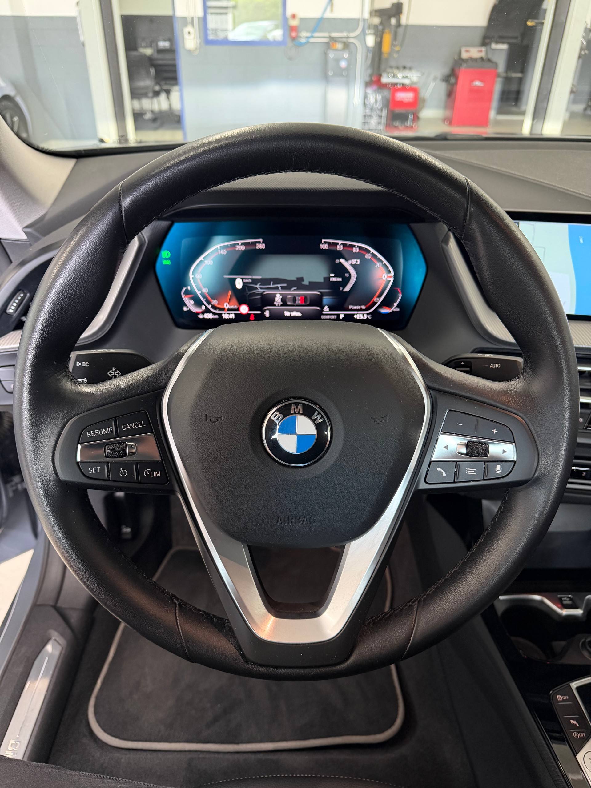 BMW 218i Gran Coupé Sport Line Steptronic-image-8
