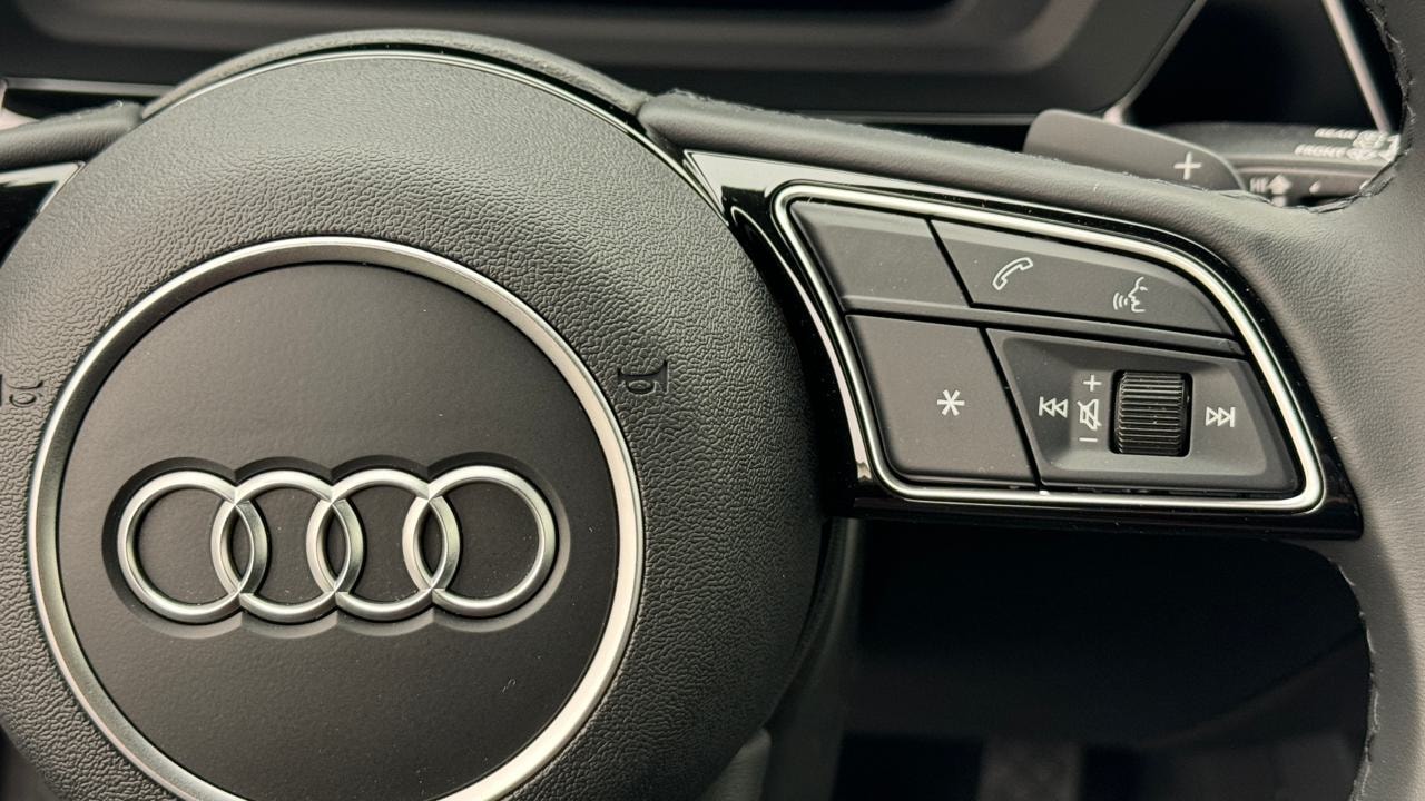 AUDI A3 Sportback TFSI 110 kW advanced S tronic-image-9