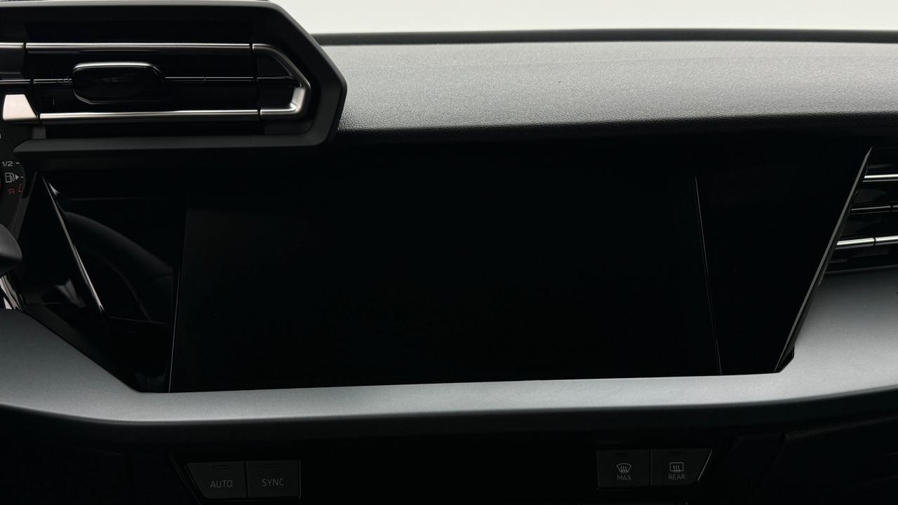 AUDI A3 Sportback TFSI 110 kW advanced S tronic-image-7