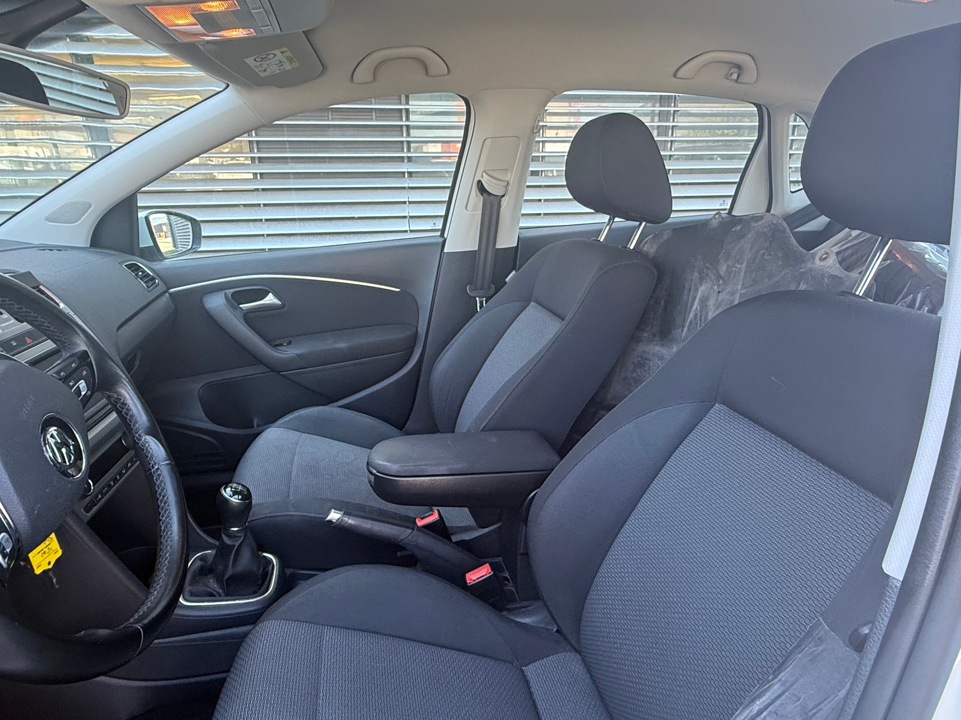 VW Polo 1.2 TSI BMT Highline-image-11