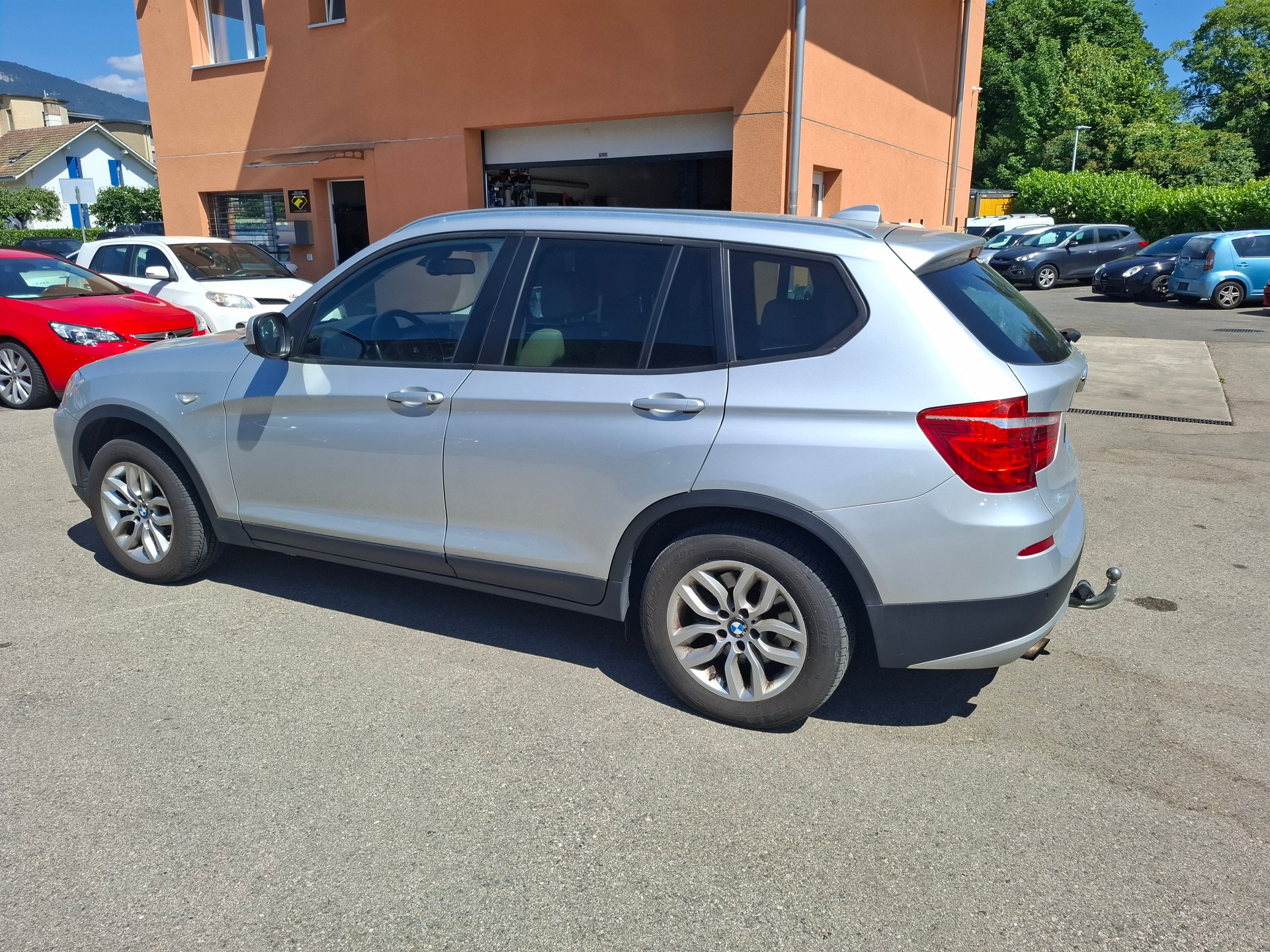 BMW X3 xDrive 20i Steptronic-image-4