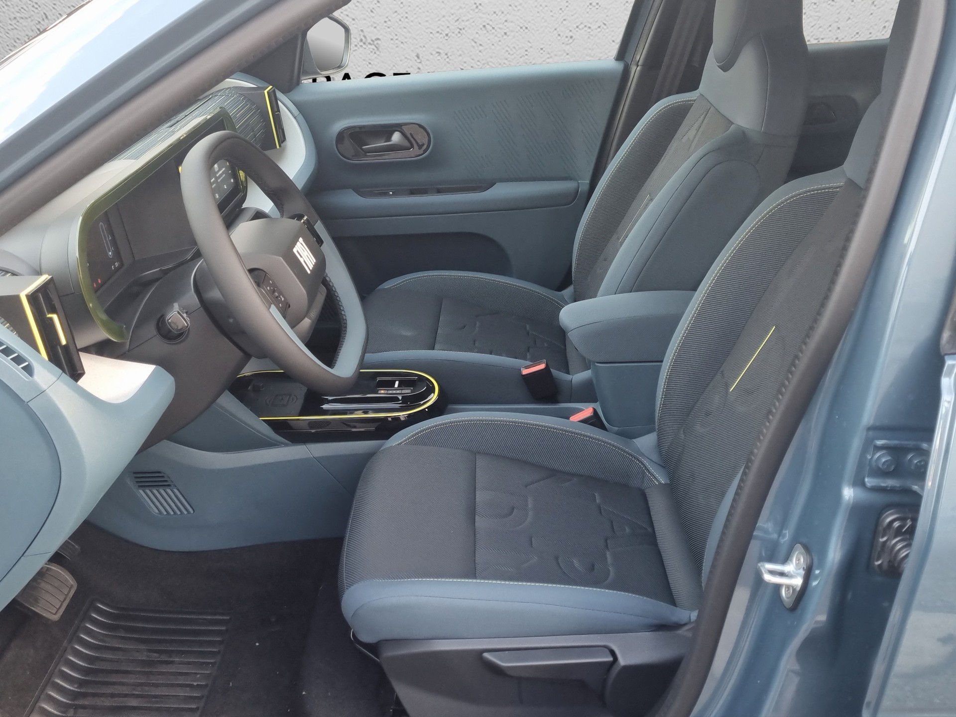 FIAT Grande Panda MHEV La Prima-image-8
