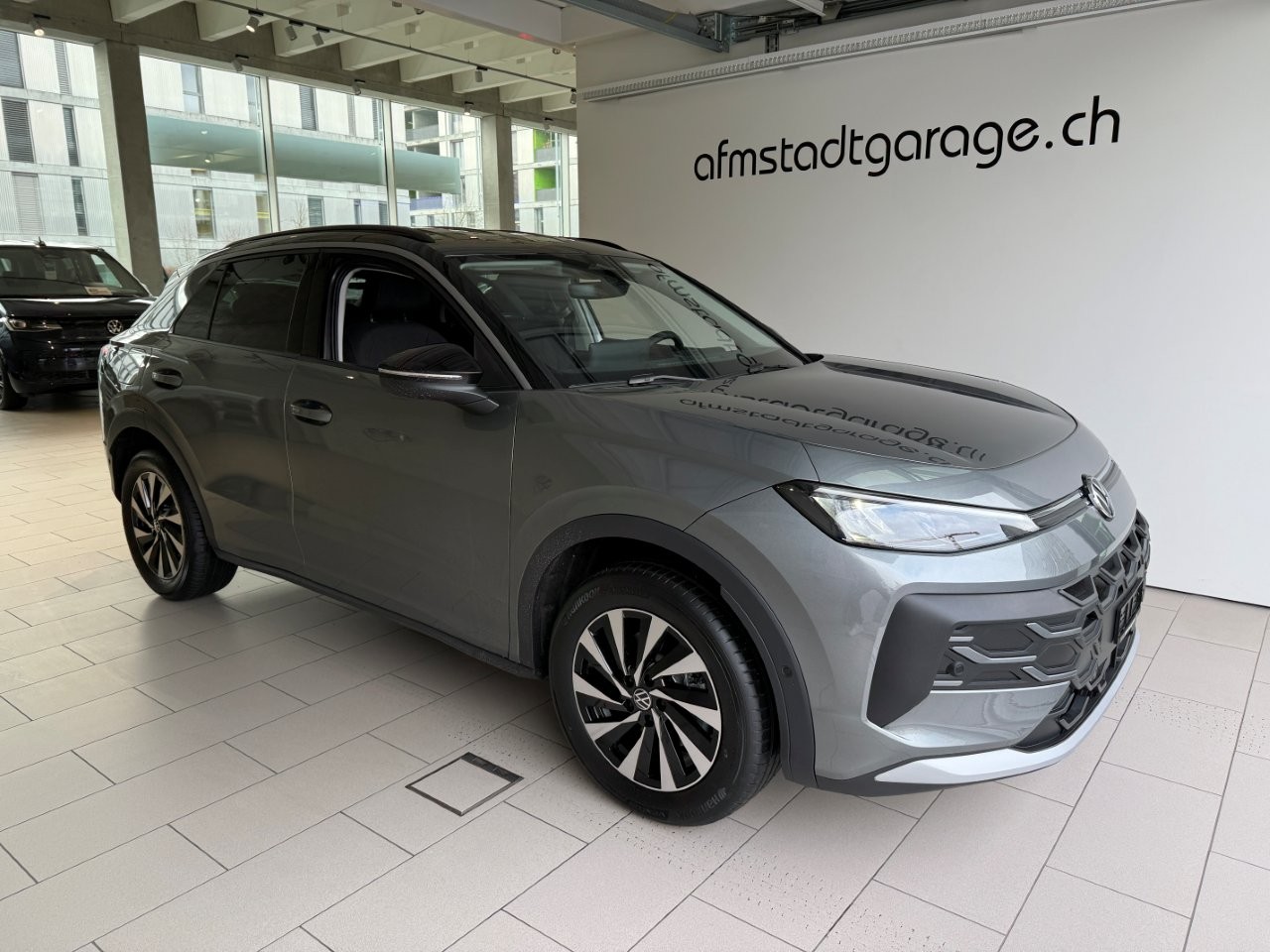 VW T-Roc 1.5 eTSI mHEV Life DSG-image-0