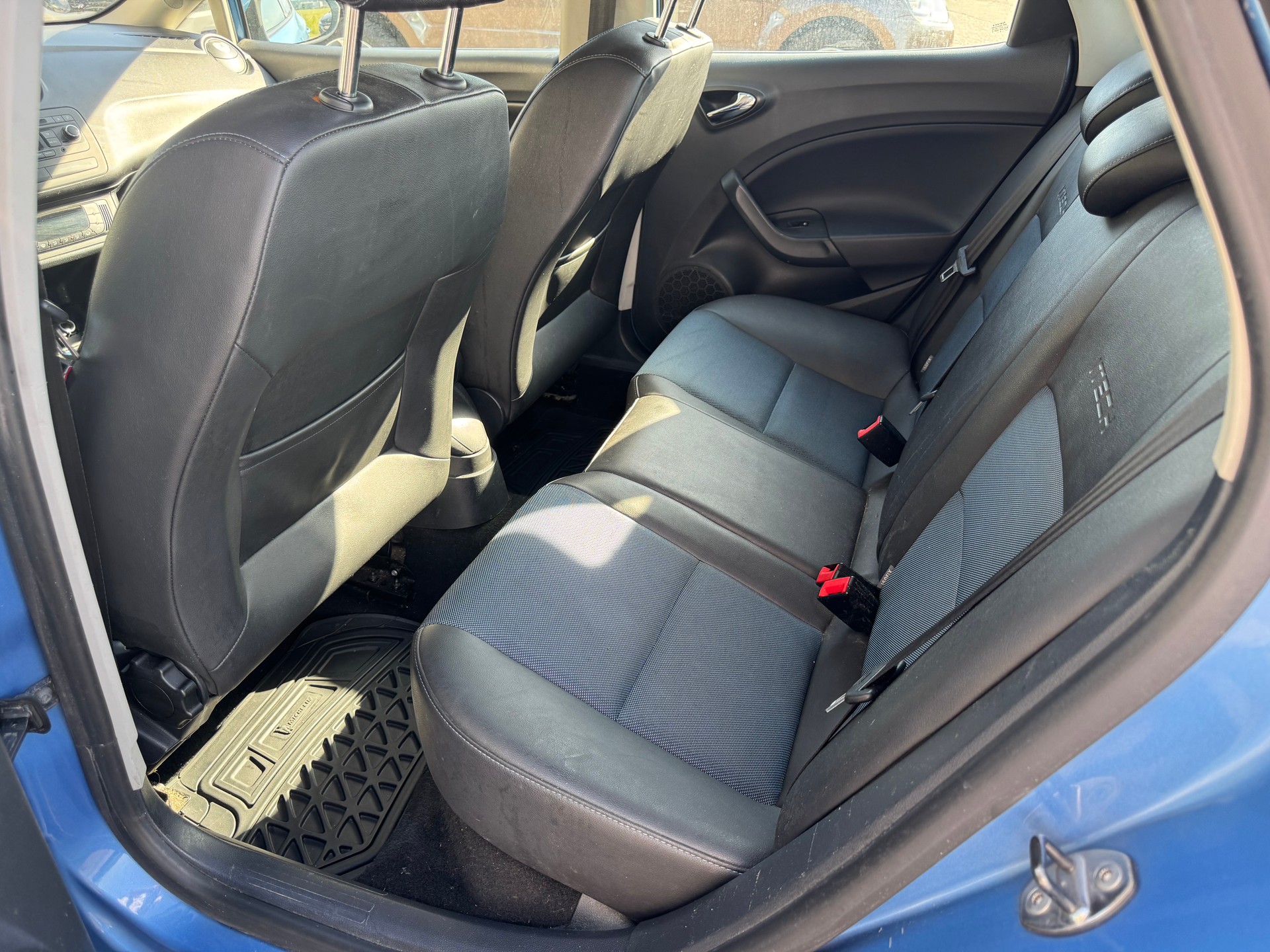 SEAT Ibiza 1.2 TSI Style DSG-image-6
