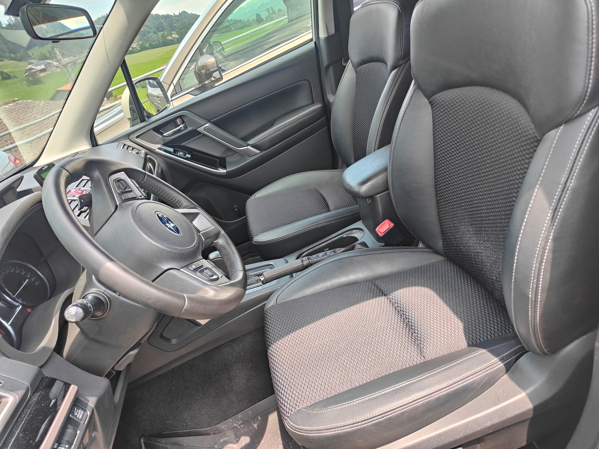 SUBARU Forester 2.0XT Sport Lineartronic-image-7