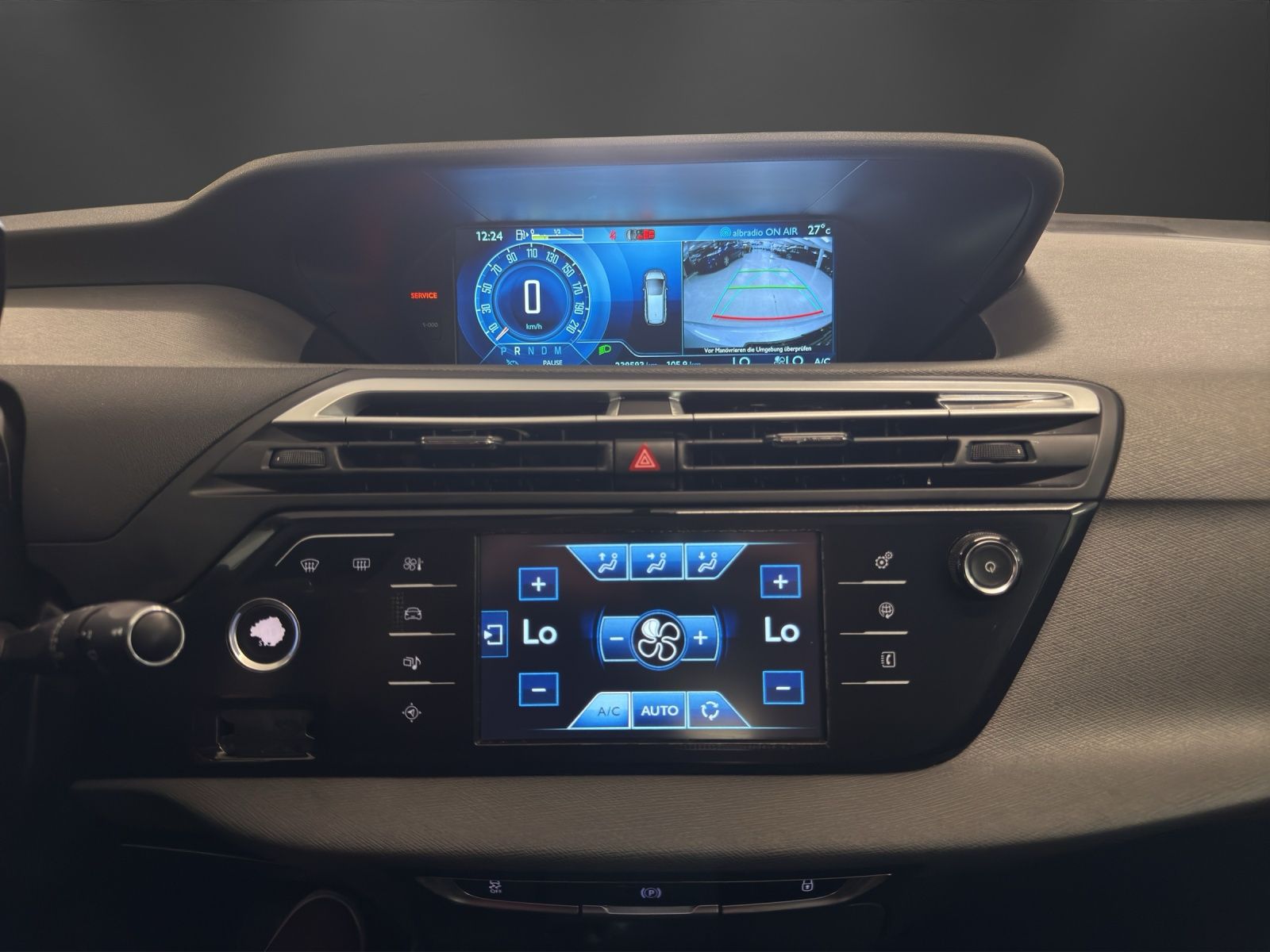 CITROEN Grand C4 Picasso 2.0 BlueHDi Intensive Automatic-image-12