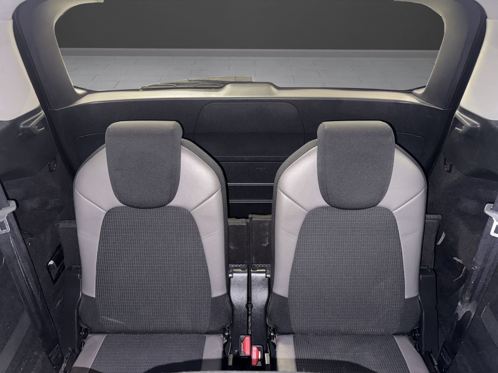 CITROEN Grand C4 Picasso 2.0 BlueHDi Intensive Automatic-image-10