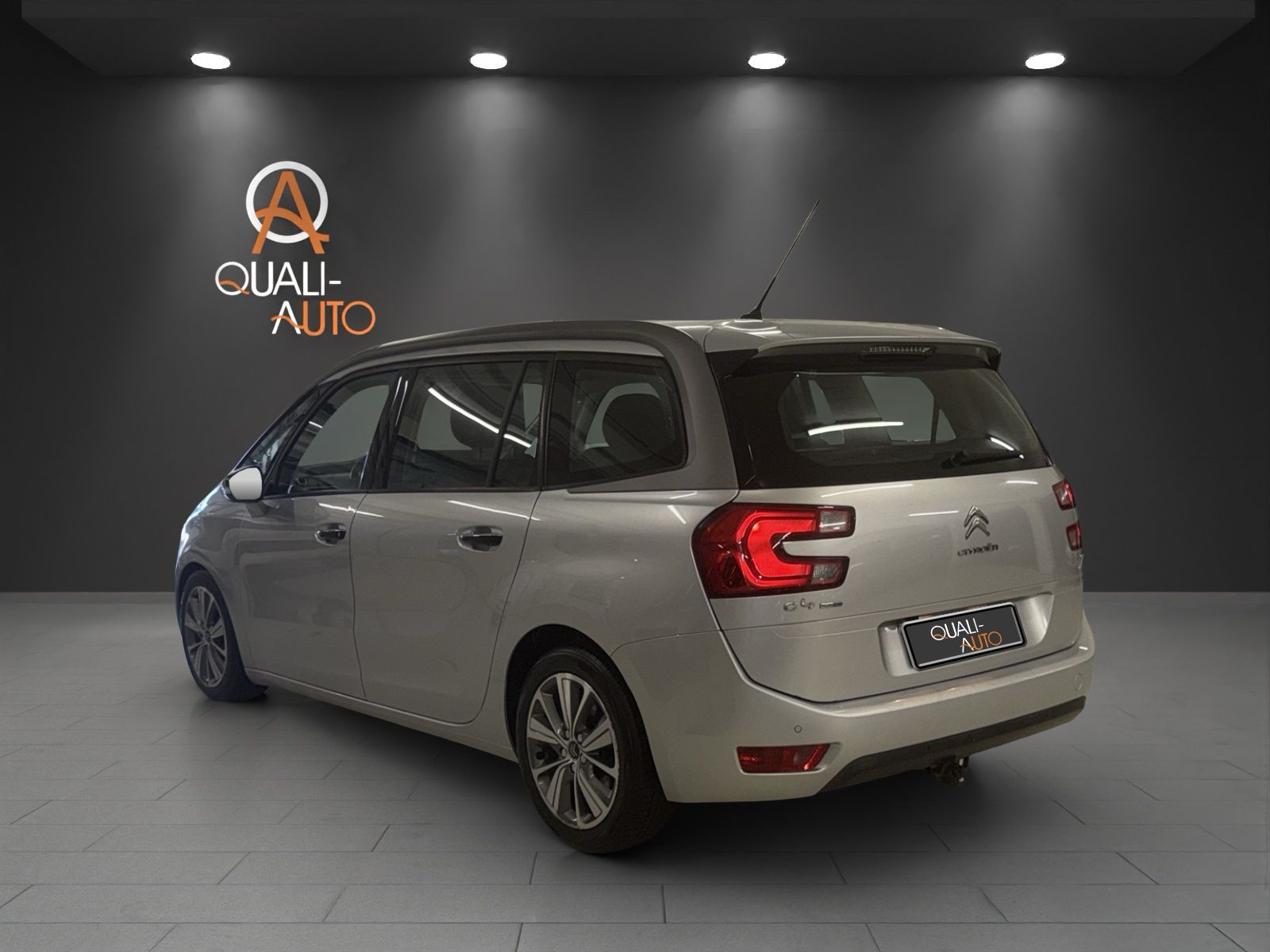 CITROEN Grand C4 Picasso 2.0 BlueHDi Intensive Automatic-image-3
