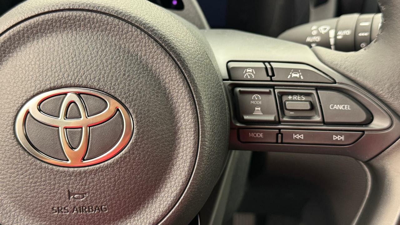 TOYOTA Yaris Cross 1.5 Style e-CVT-image-9