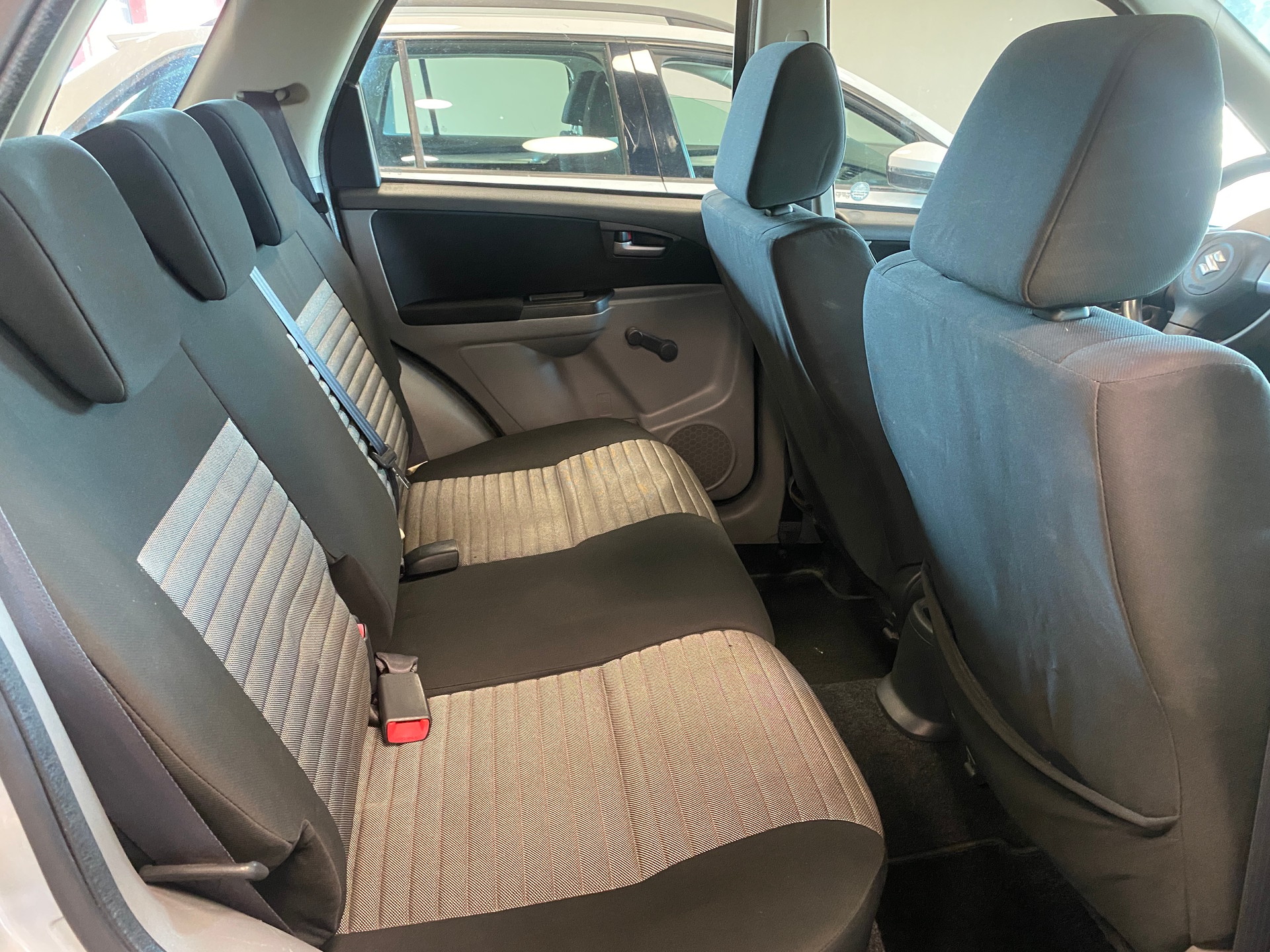 SUZUKI SX4 1.6 16V GL 4WD-image-6