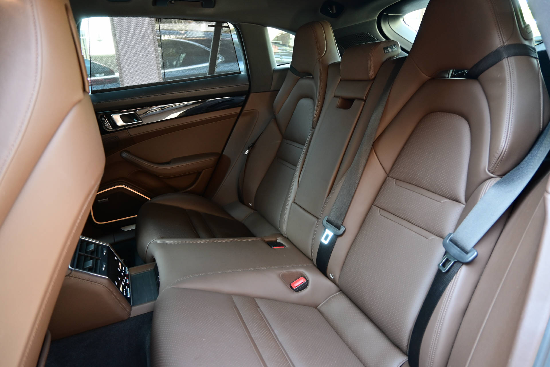 PORSCHE Panamera Sport Turismo 2.9 V6 4 E-Hybrid-image-23