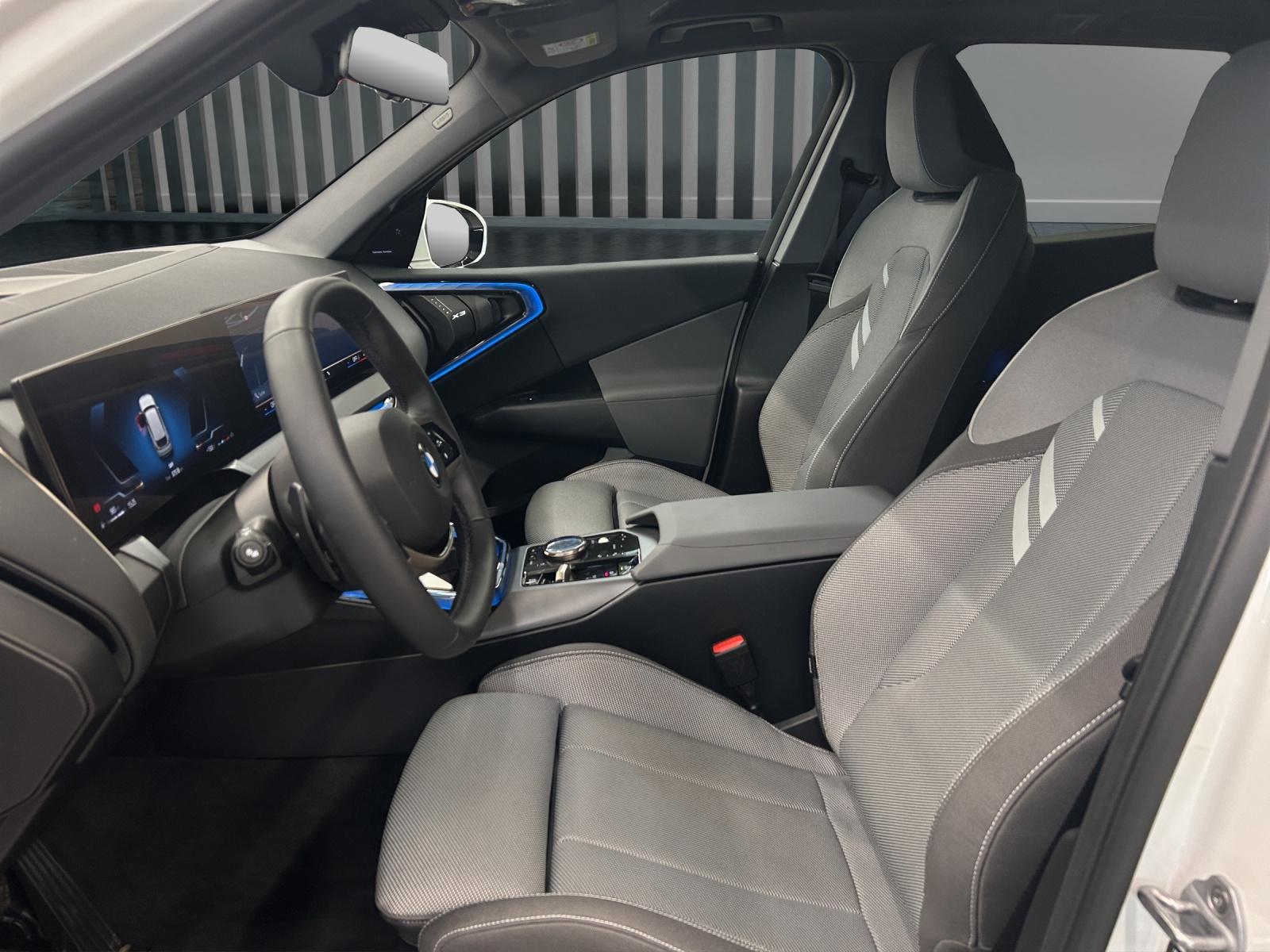 BMW X3 20d xDrive Anhängerkupplung-image-13