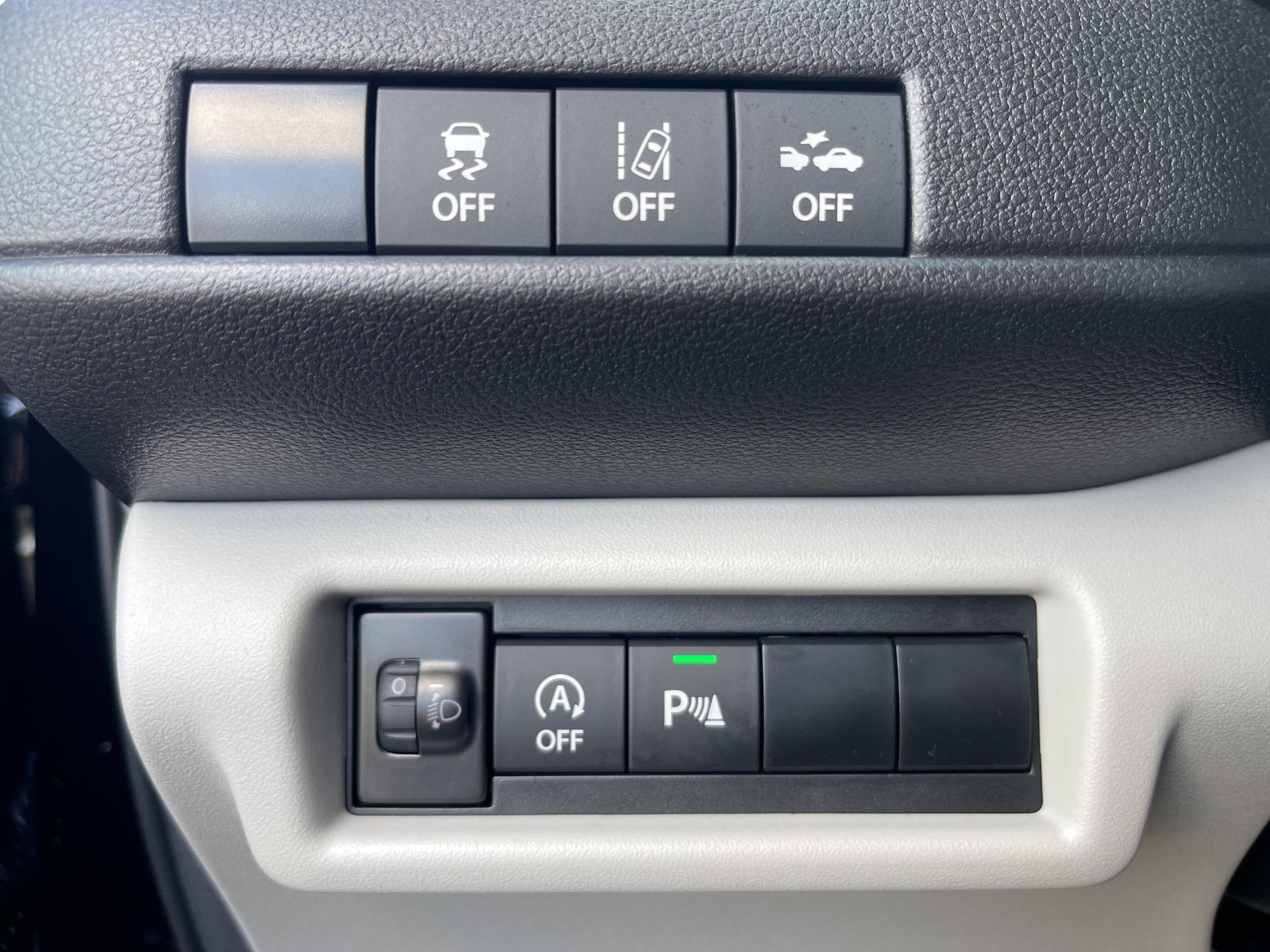 SUZUKI Swift 1.2 Tradizio Top Hybrid-image-11