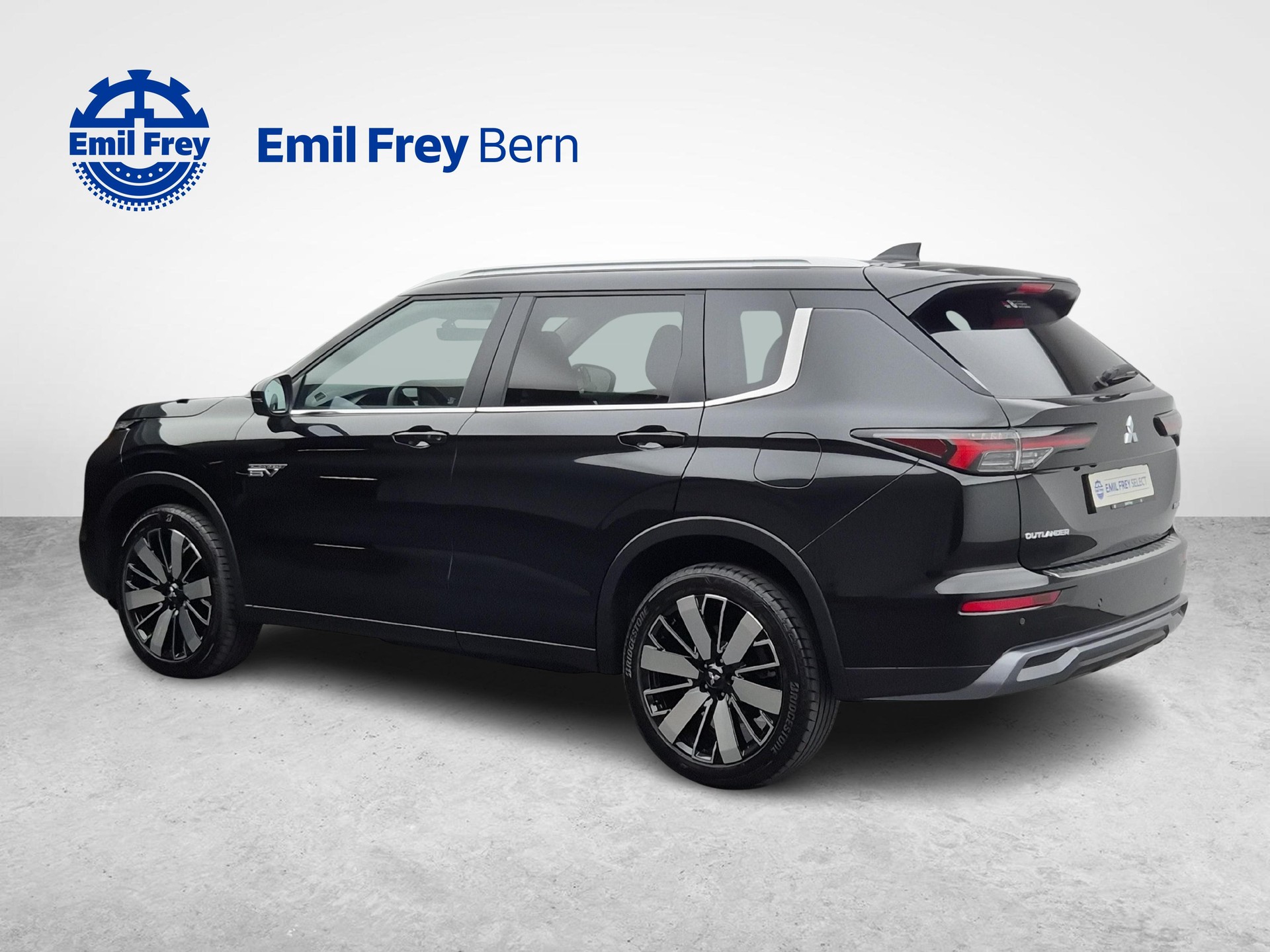 MITSUBISHI Outlander 2.4 PHEV Intense 4x4-image-8