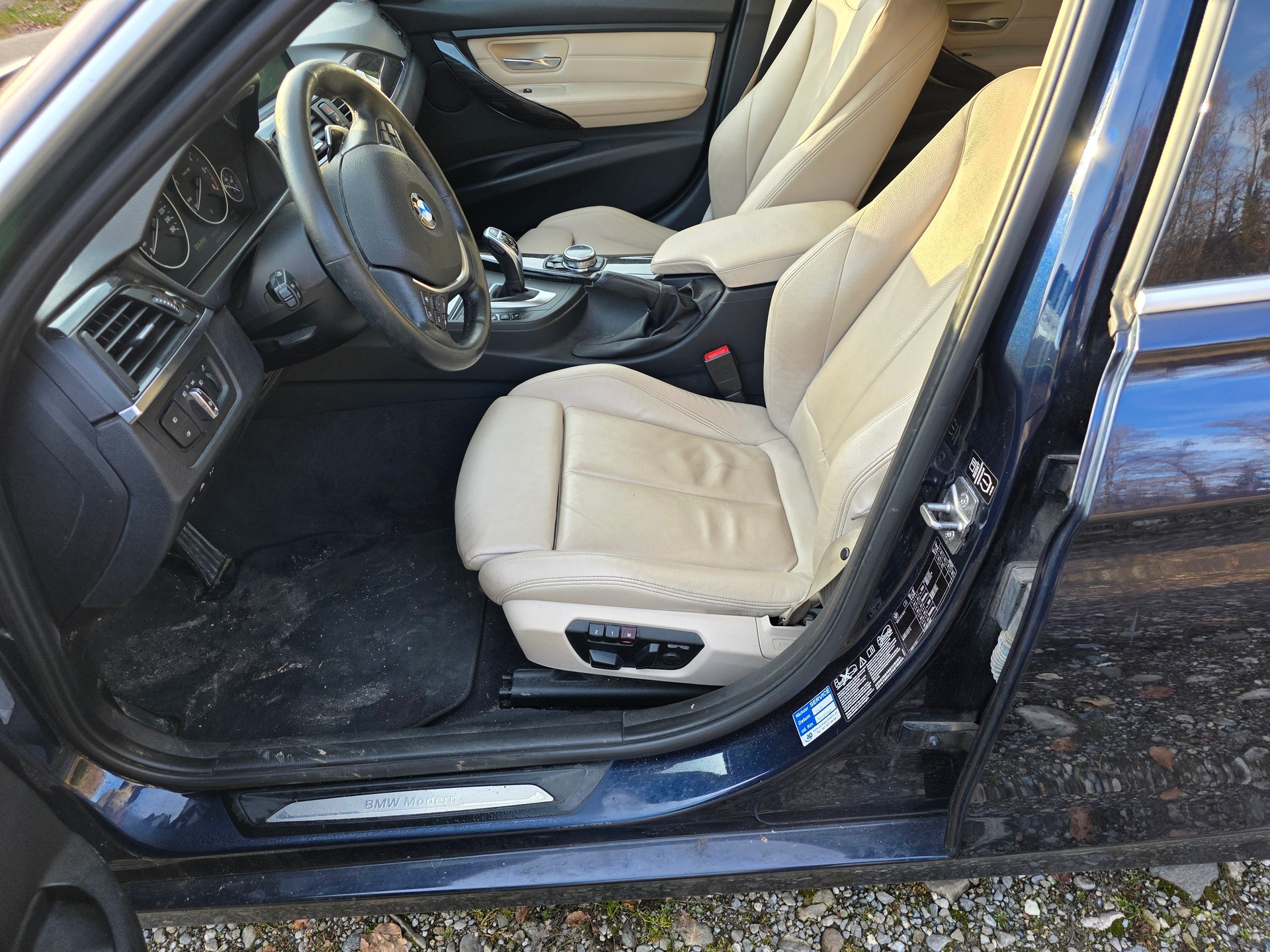 BMW 335d xDrive Touring Steptronic-image-7