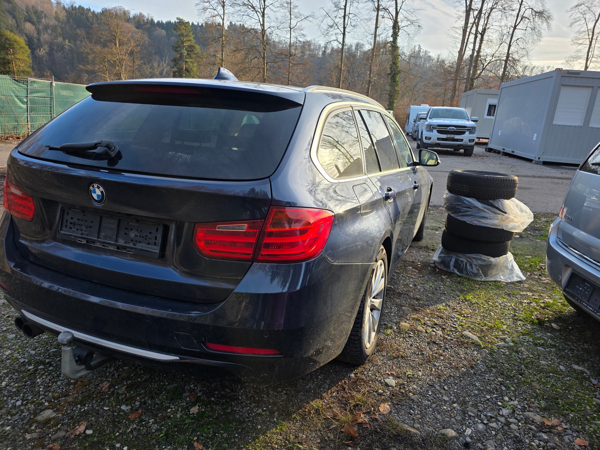 BMW 335d xDrive Touring Steptronic-image-2
