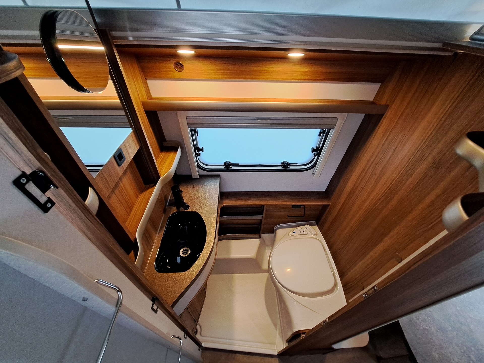 ERIBA Touring 430-image-5