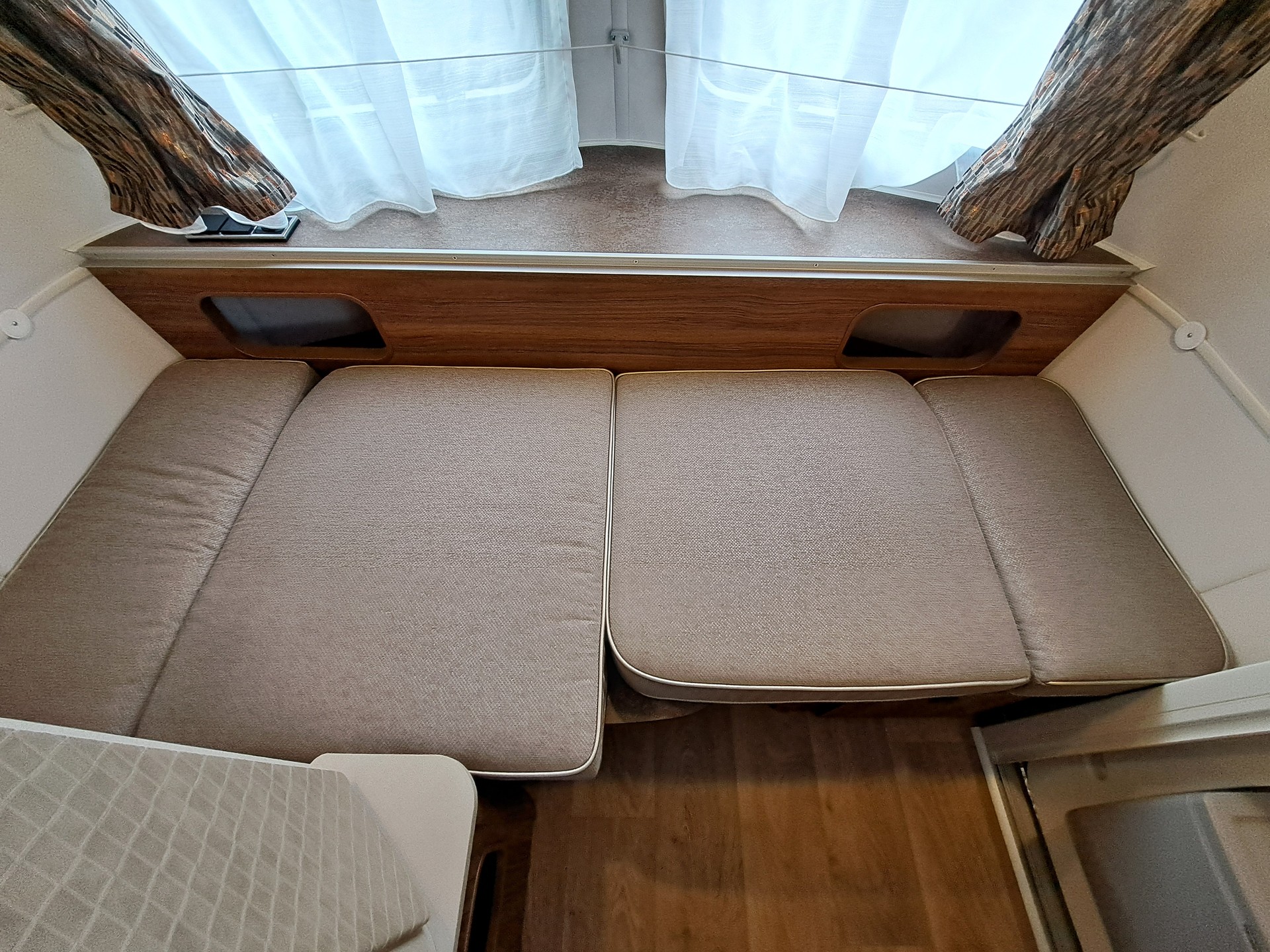 ERIBA Touring 430-image-8