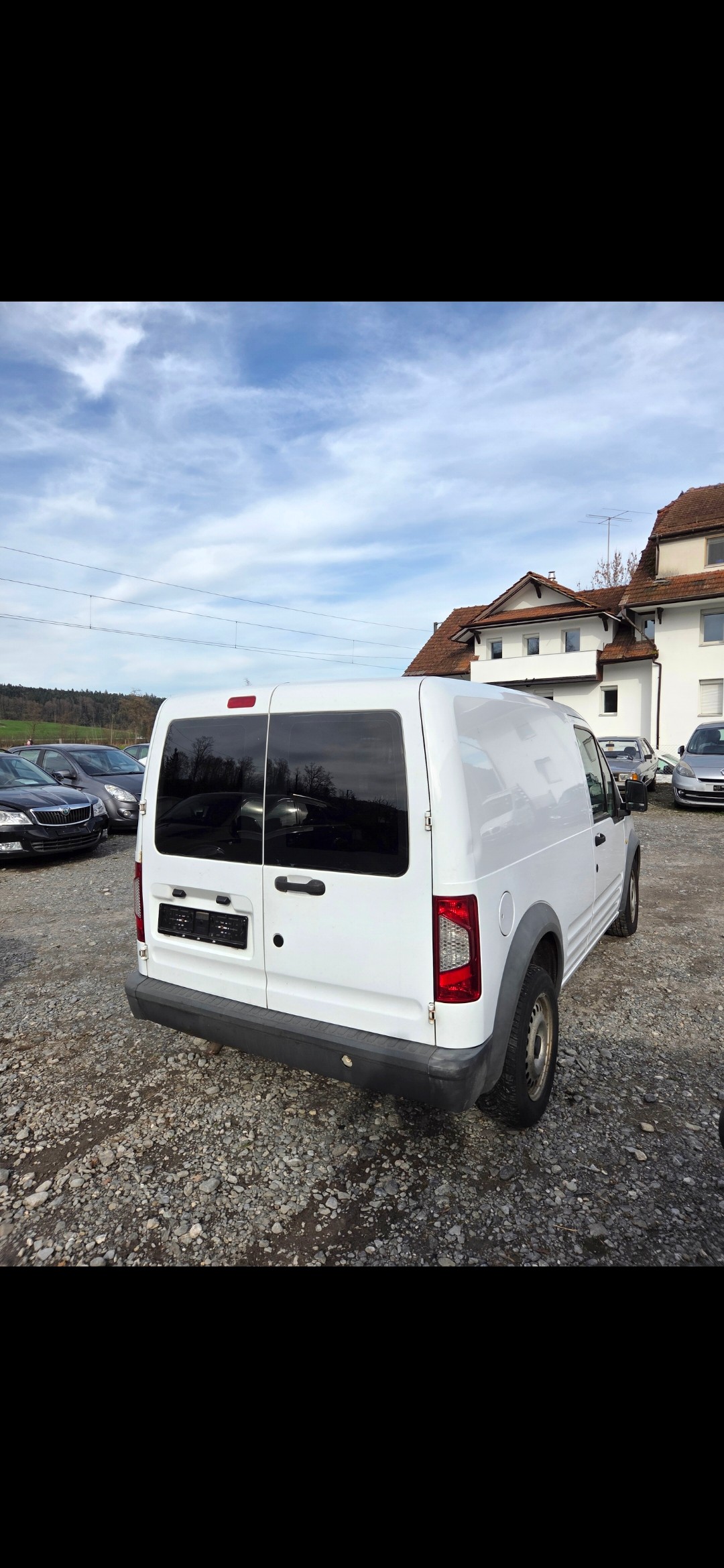 FORD Transit Connect Van T220 1.8 TDCi S Level 3-image-2