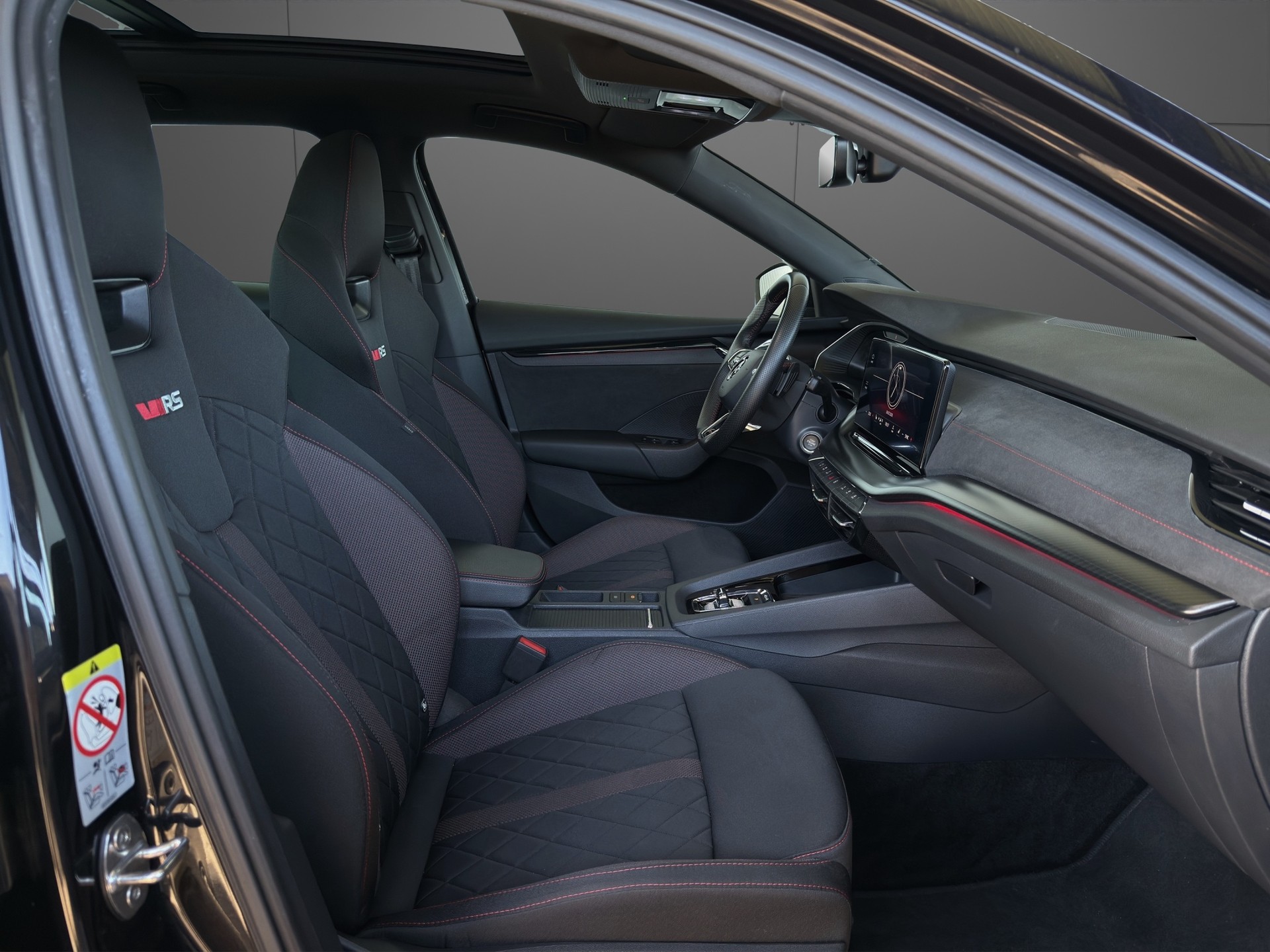 SKODA Octavia Combi 2.0 TDI DSG RS 4x4-image-11