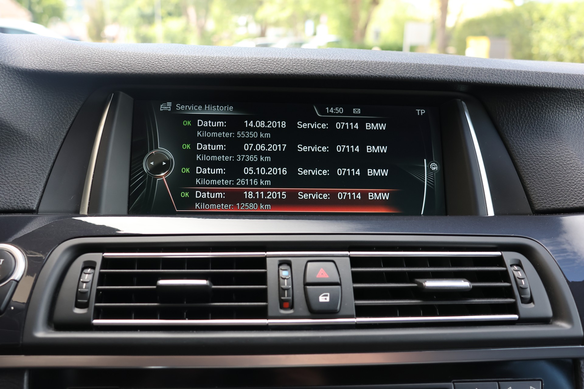 BMW 535d Touring M Sport xDrive Steptronic-image-23