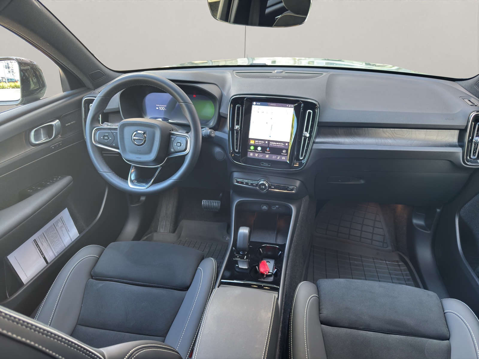 VOLVO EX40 Twin Ultra AWD-image-11