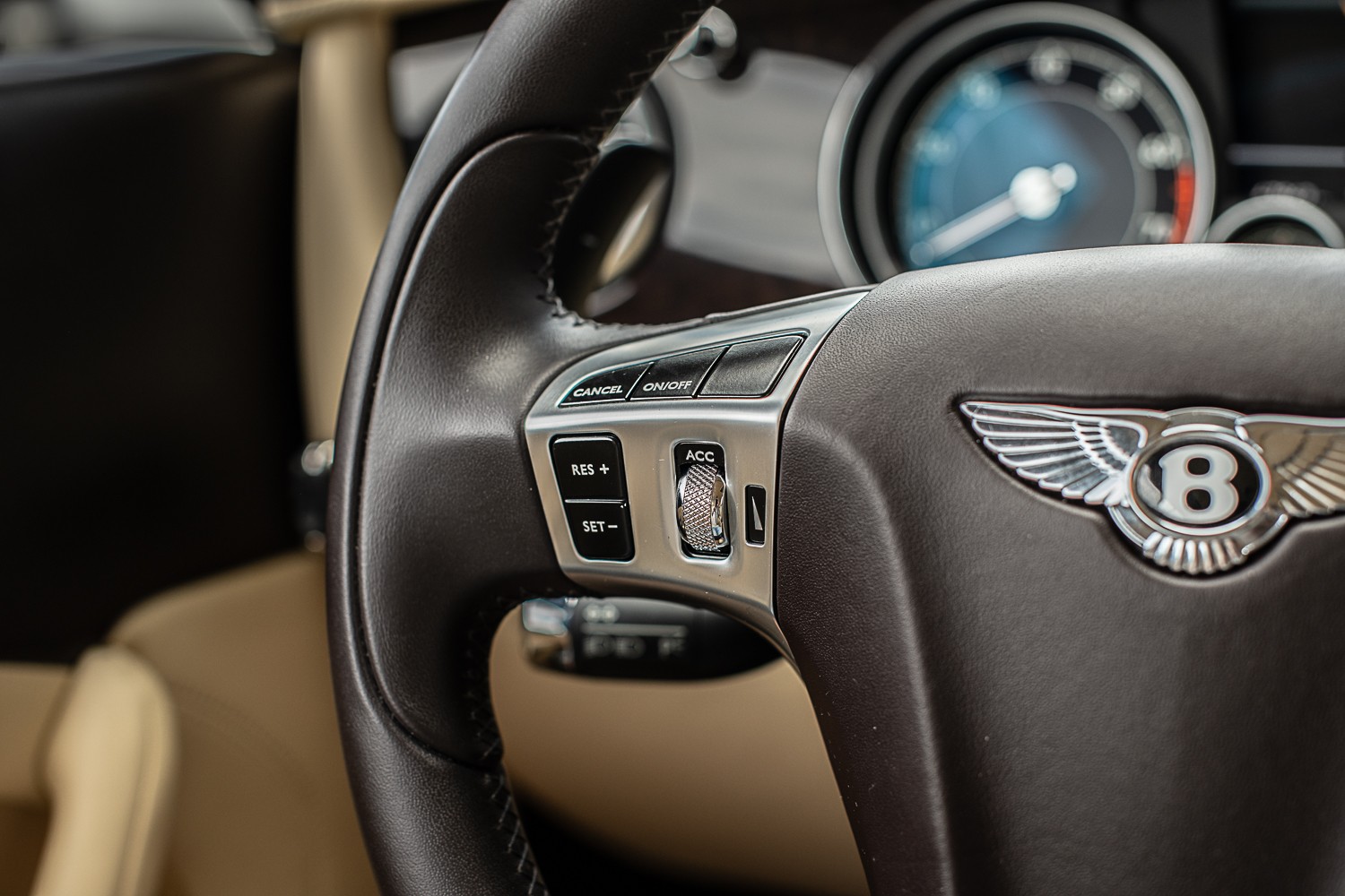 BENTLEY Continental GT Speed 6.0-image-22