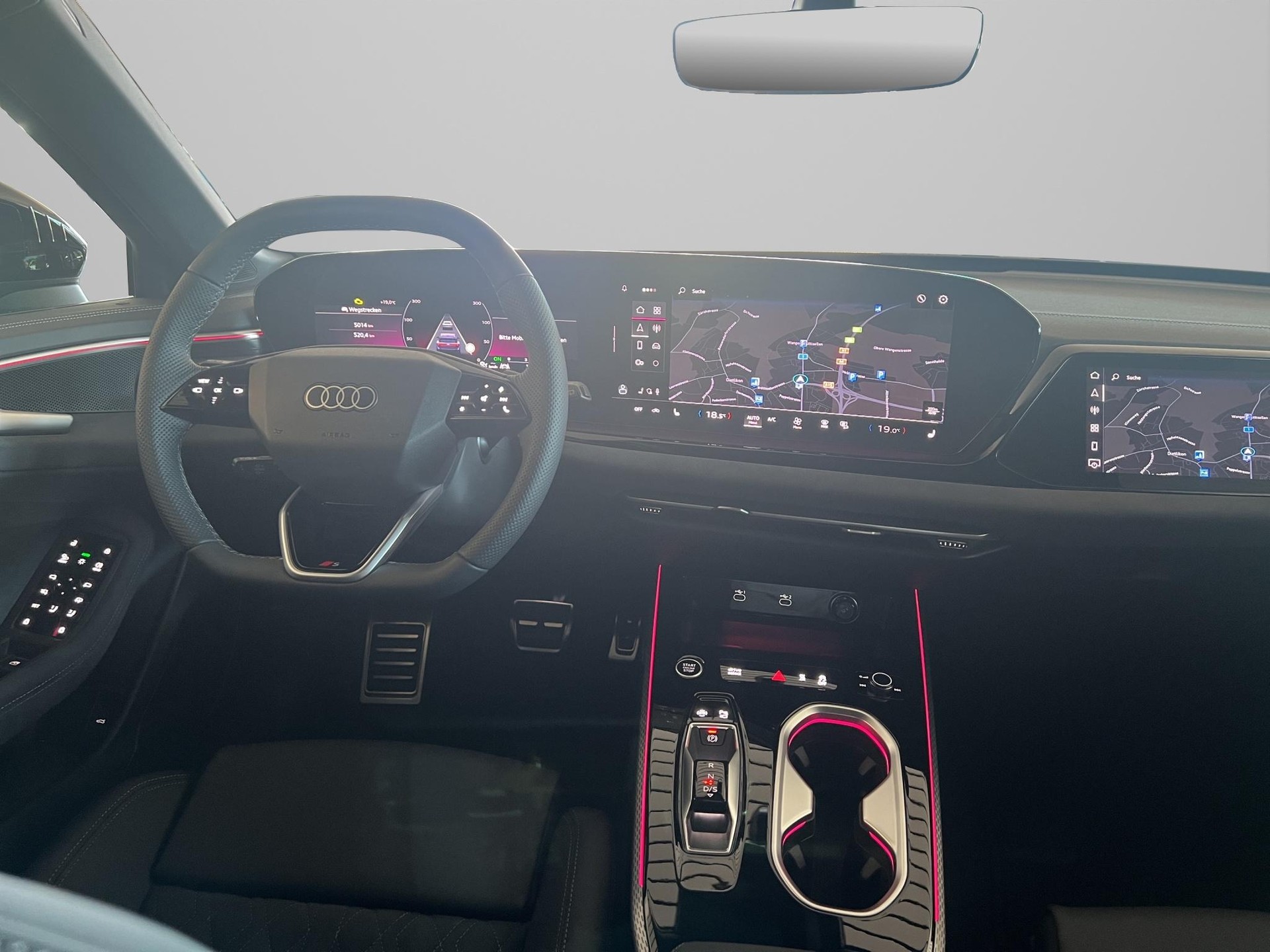 AUDI A6 Avant 2.0 TDI quattro S-Tronic-image-12