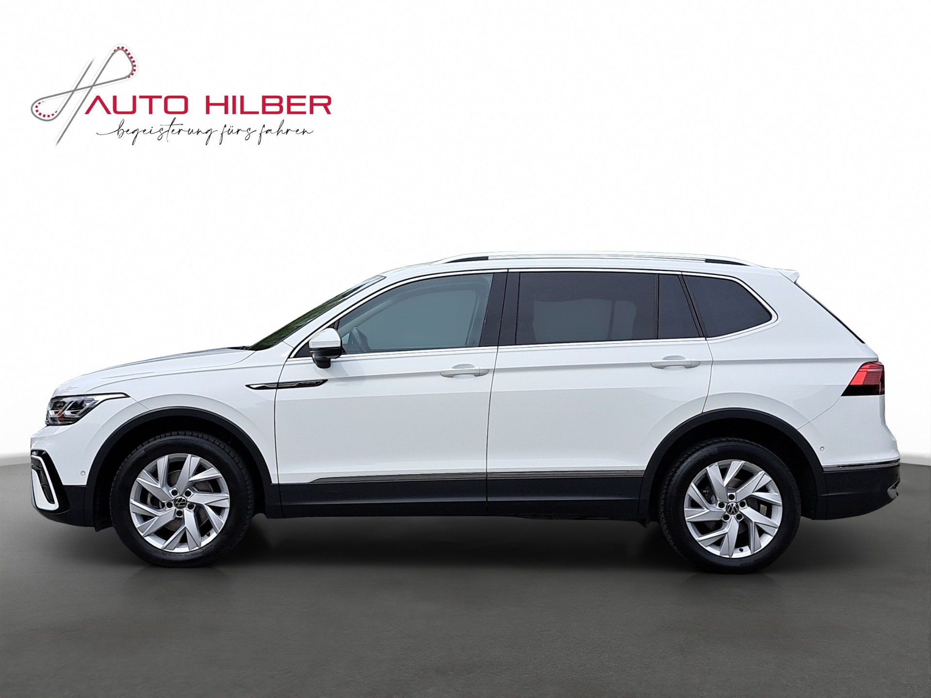 VW Tiguan Allspace 2.0 TDI SCR Elegance 4Motion DSG-image-2