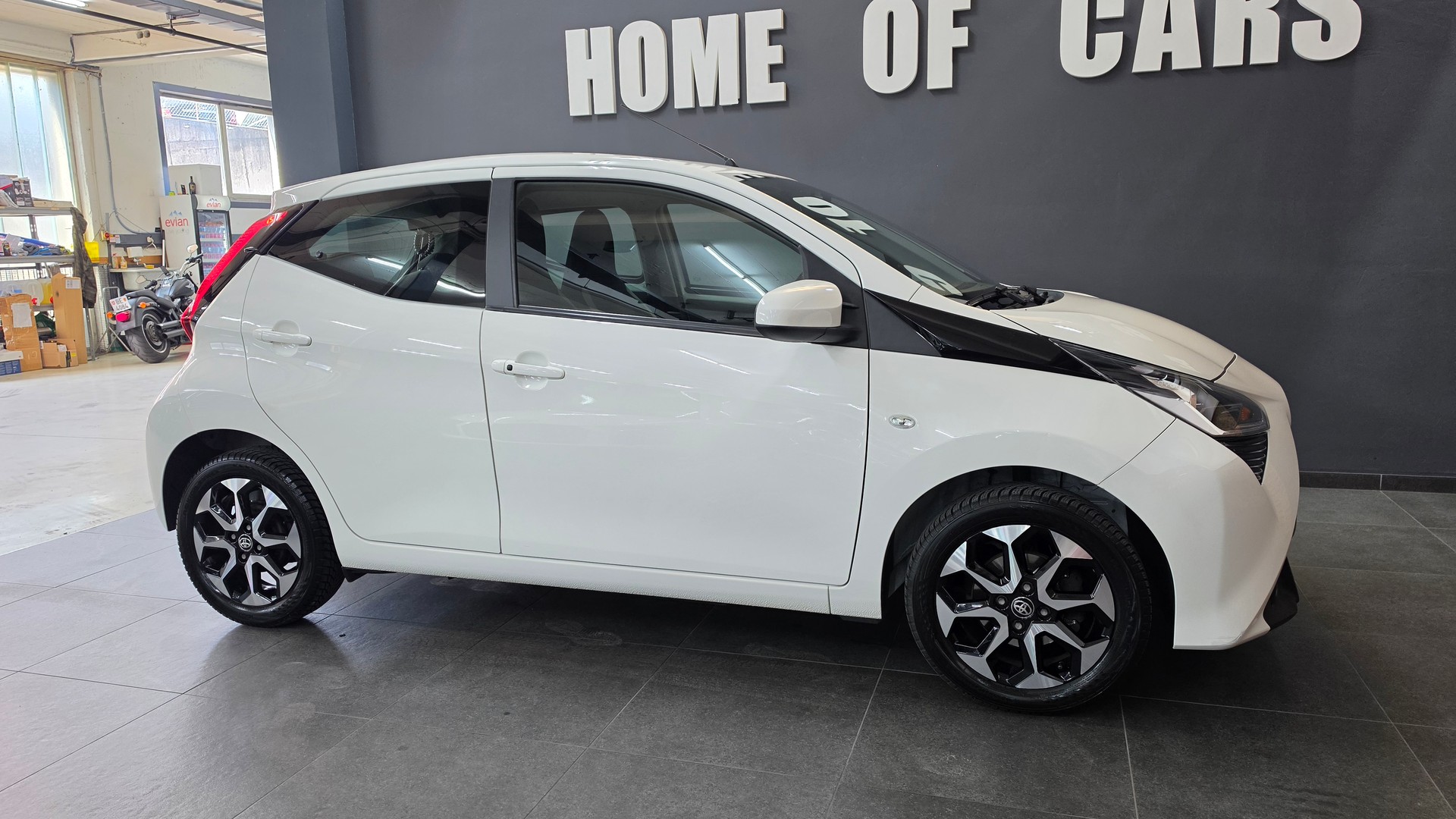 TOYOTA Aygo 1.0 VVT-i Trend-image-12