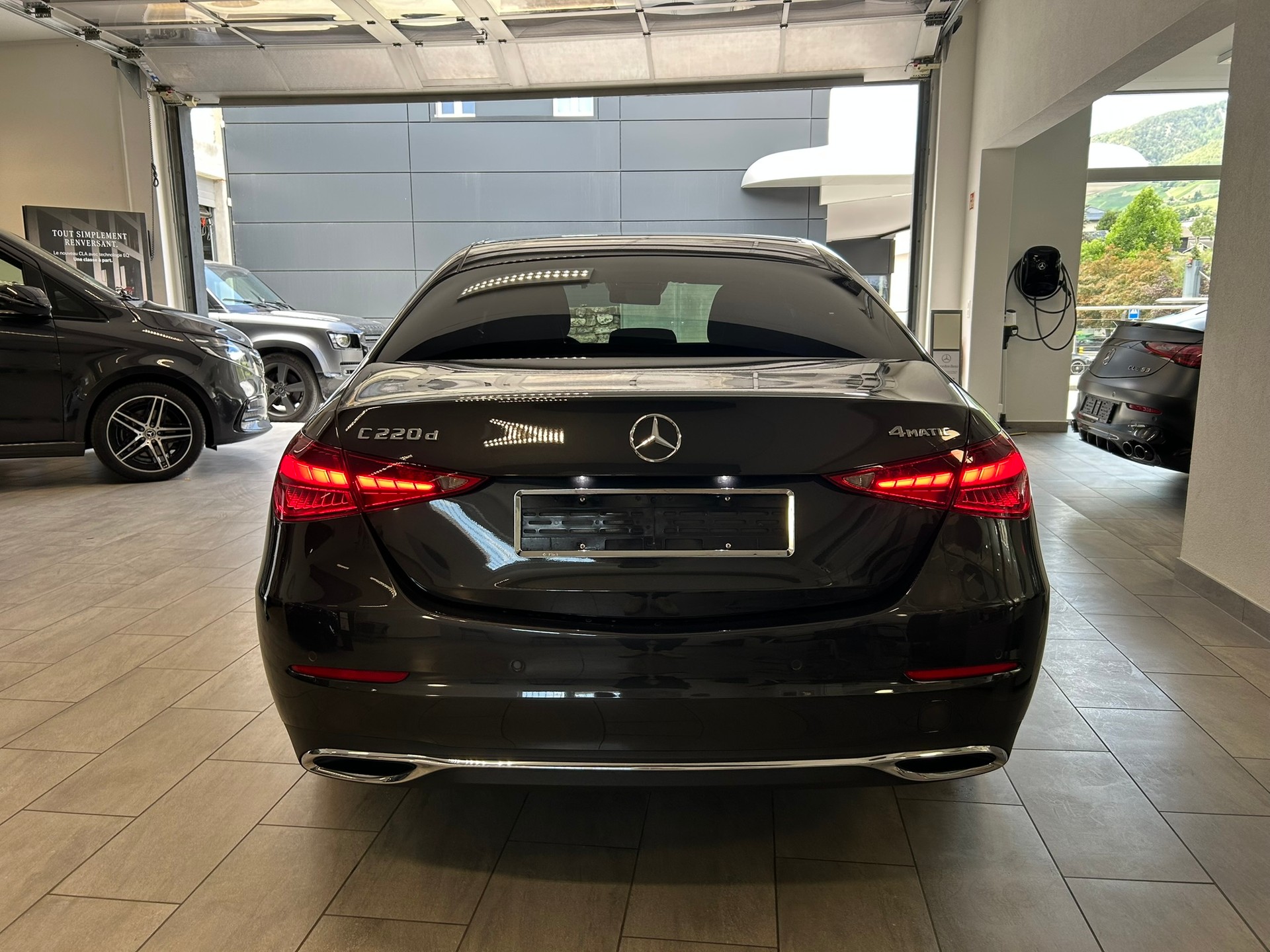 MERCEDES-BENZ C 220 d 4Matic Avantgarde-image-5