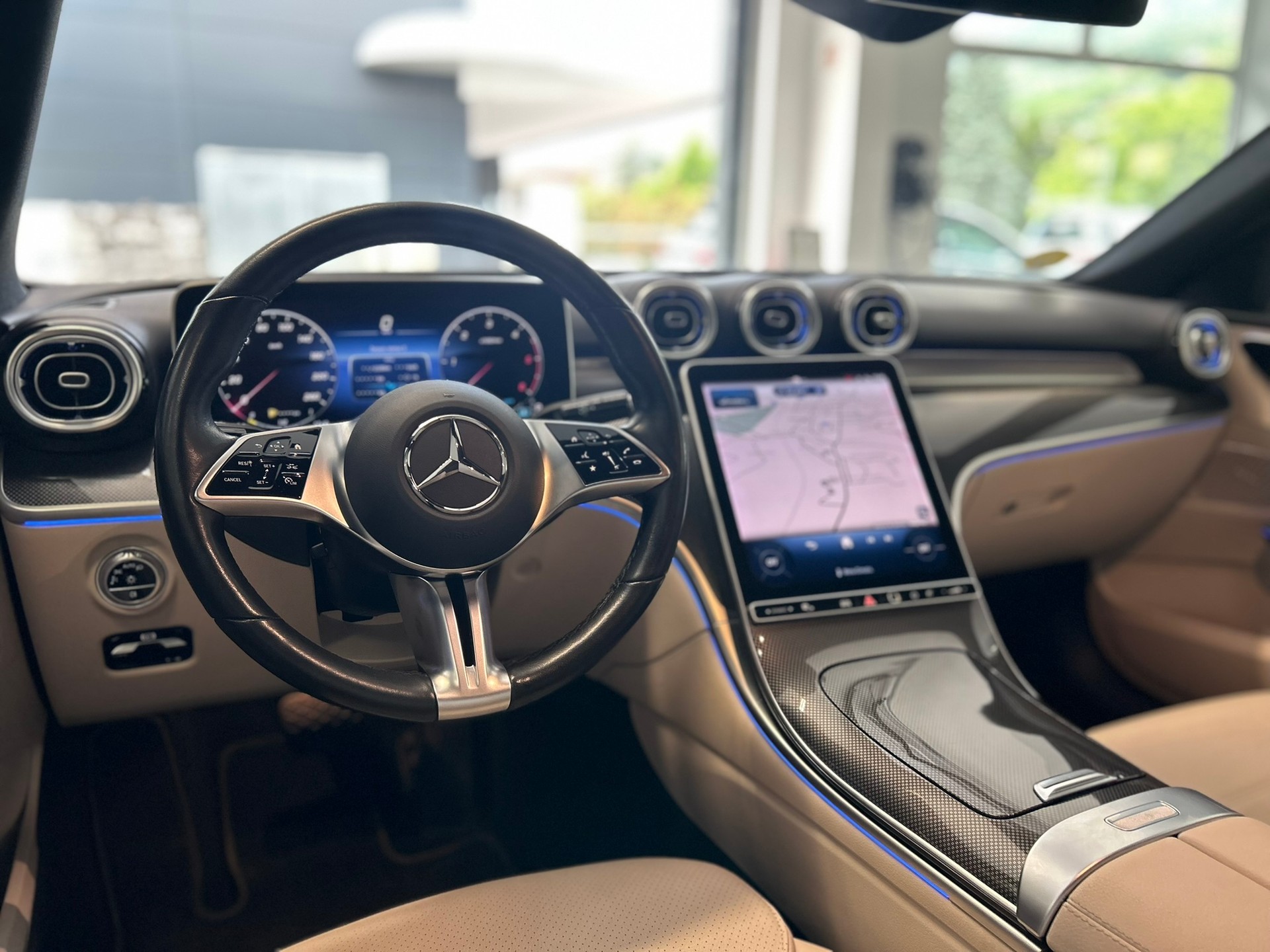 MERCEDES-BENZ C 220 d 4Matic Avantgarde-image-6