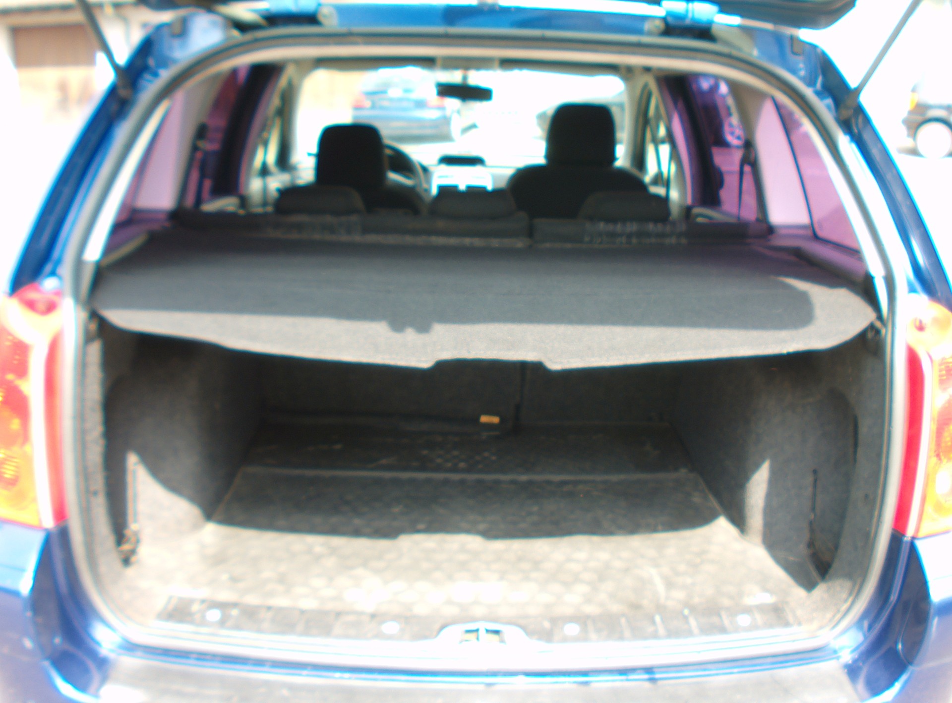 PEUGEOT 307 2.0 HDI XS-image-9