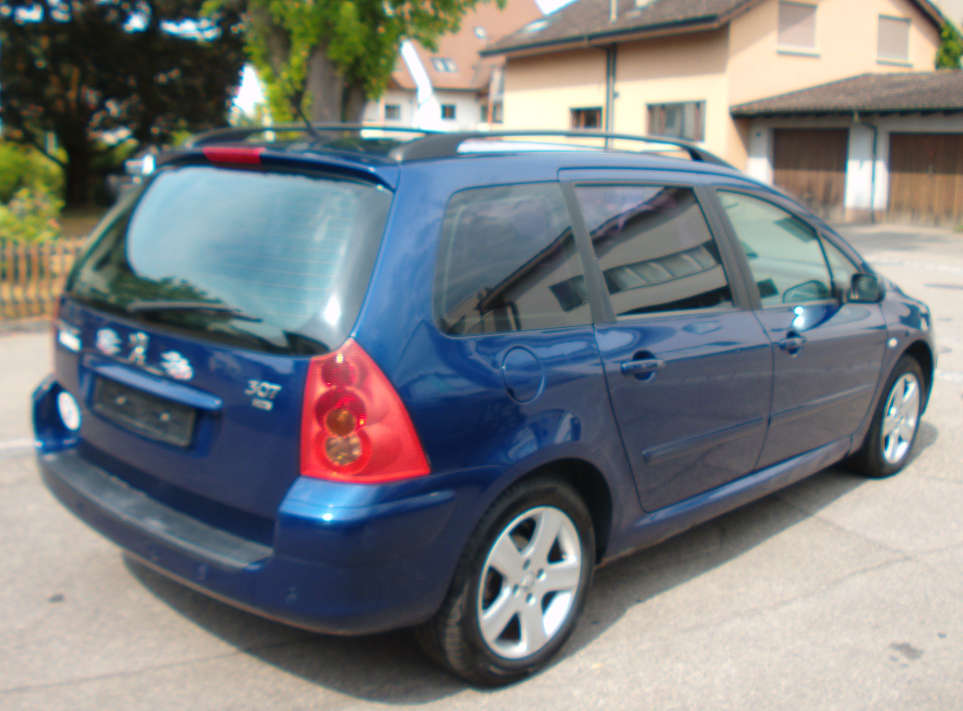 PEUGEOT 307 2.0 HDI XS-image-4