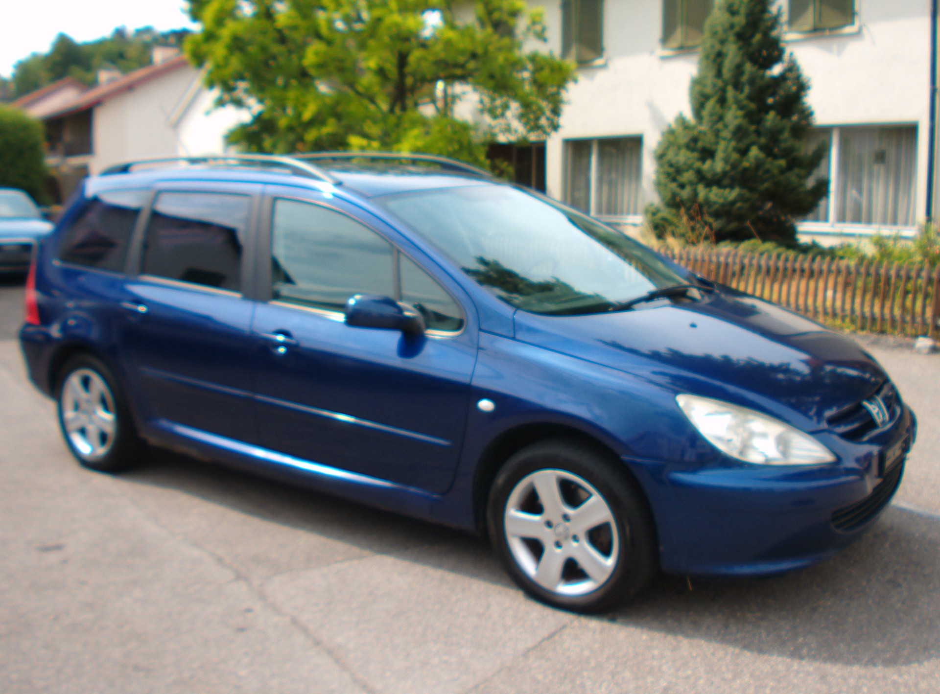 PEUGEOT 307 2.0 HDI XS-image-5