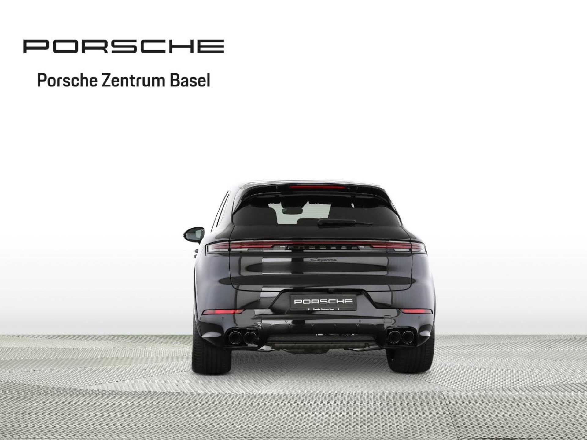 PORSCHE Cayenne E-Hybrid Black Edition-image-6