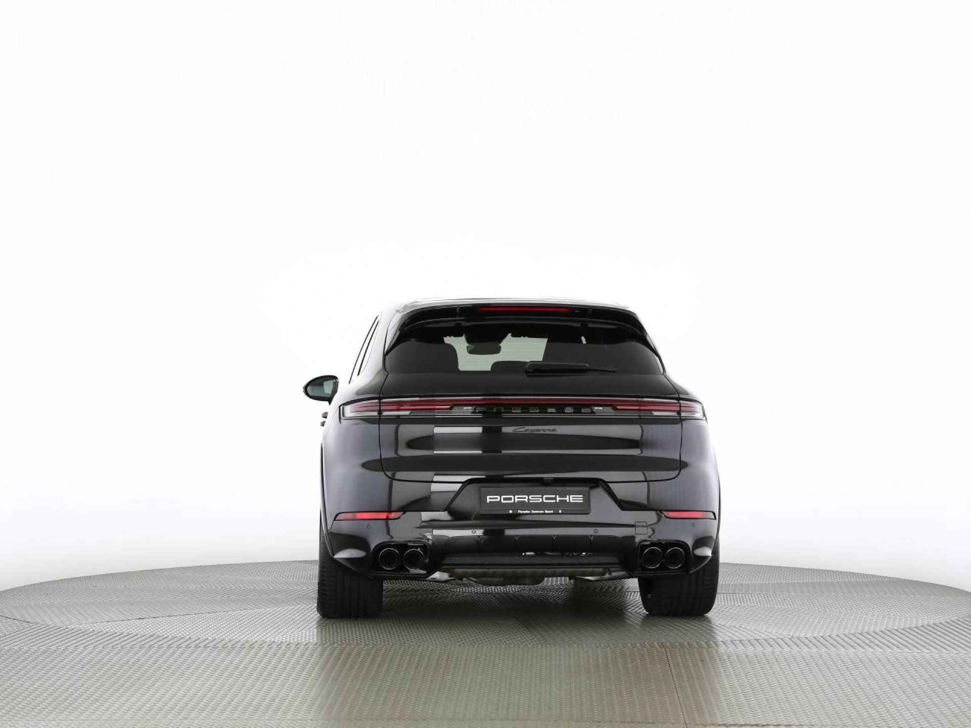 PORSCHE Cayenne E-Hybrid Black Edition-image-17