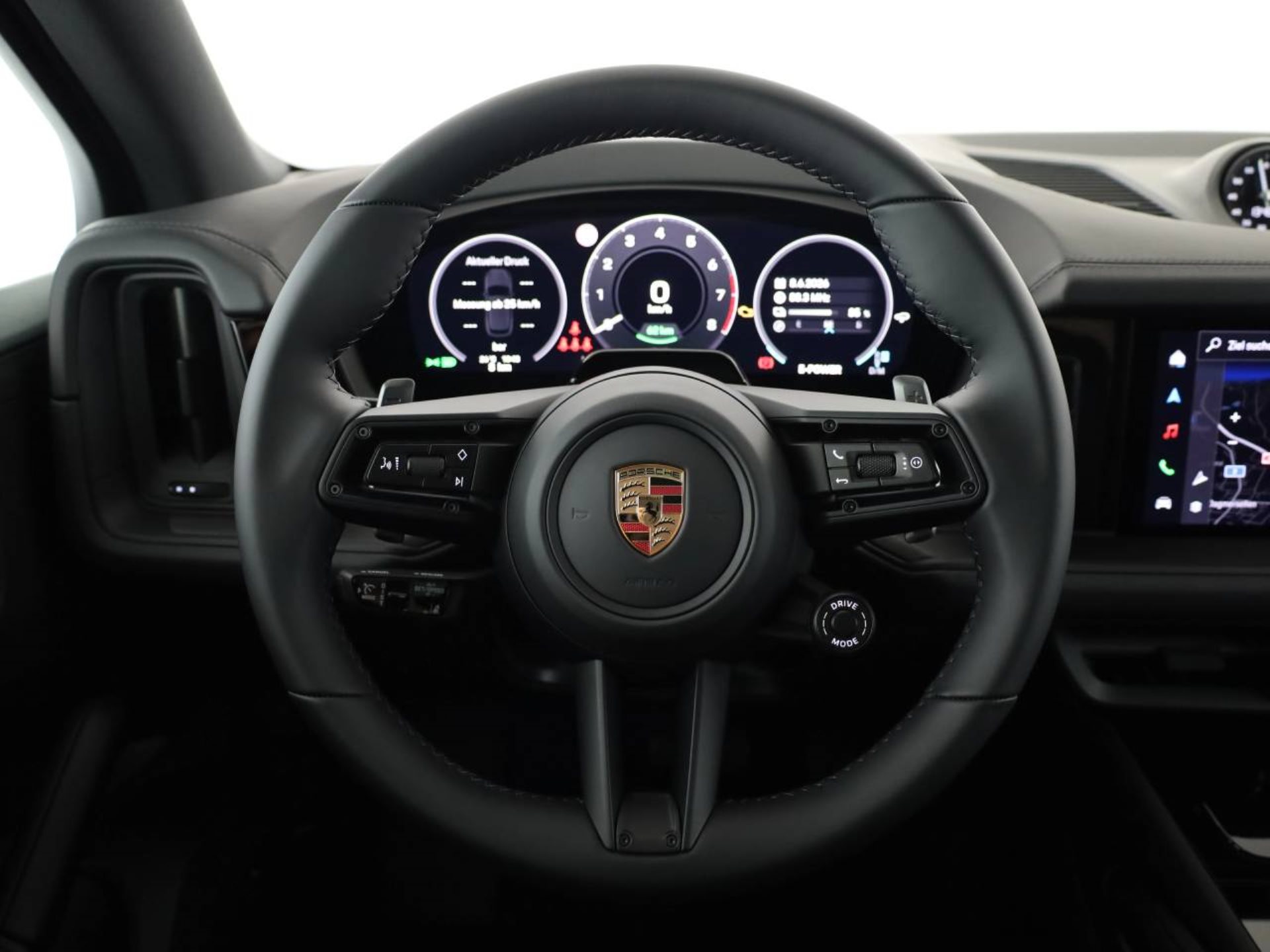 PORSCHE Cayenne E-Hybrid Black Edition-image-28