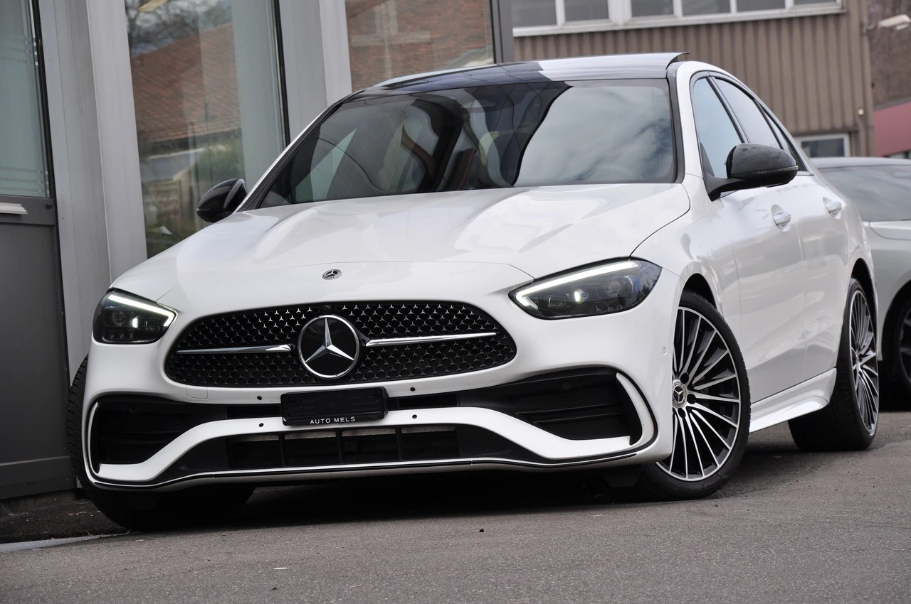 MERCEDES-BENZ C 300 4Matic AMG Line-image-0