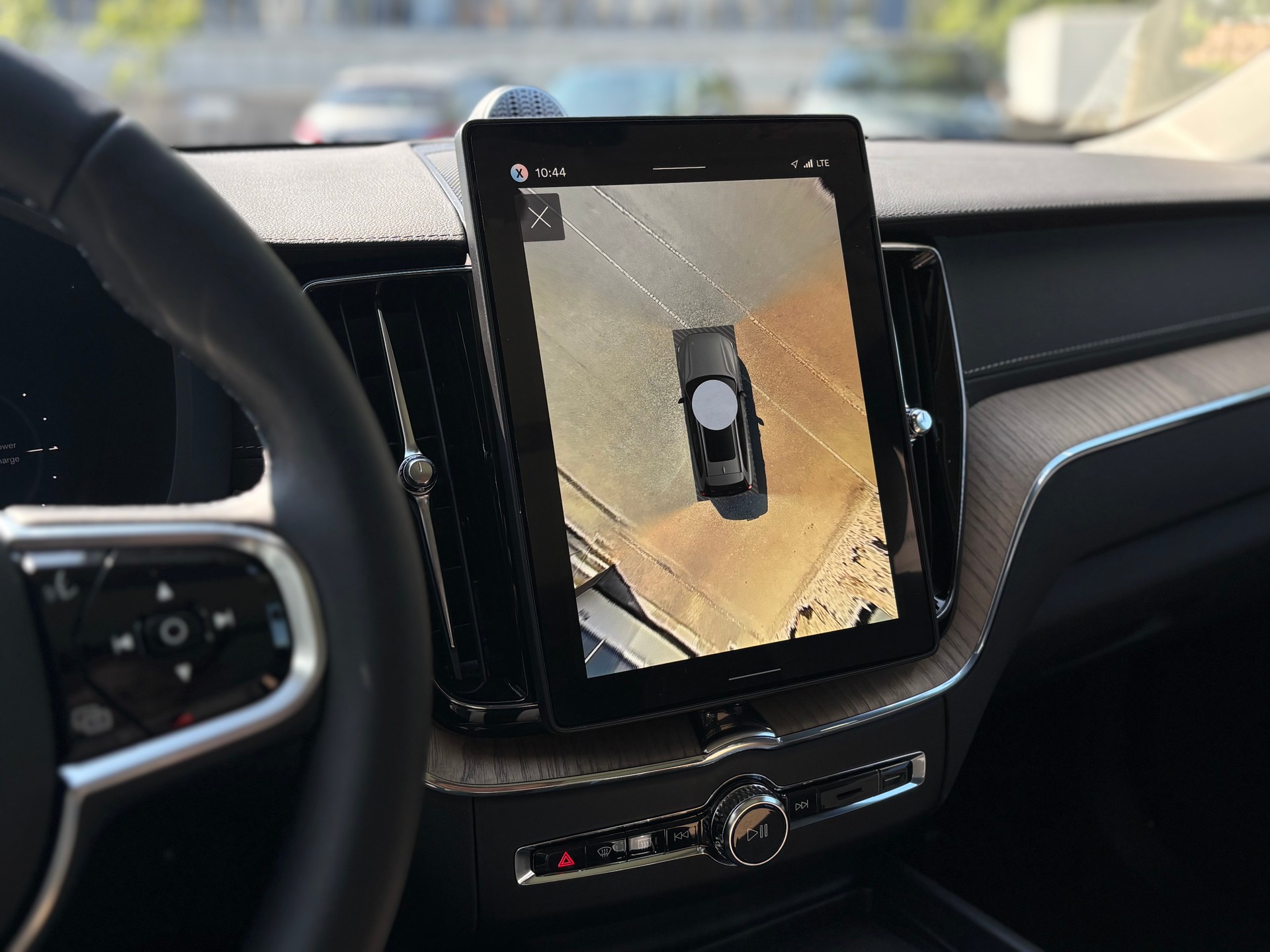 VOLVO XC60 2.0 T8 TE Ultra Dark eAWD-image-14